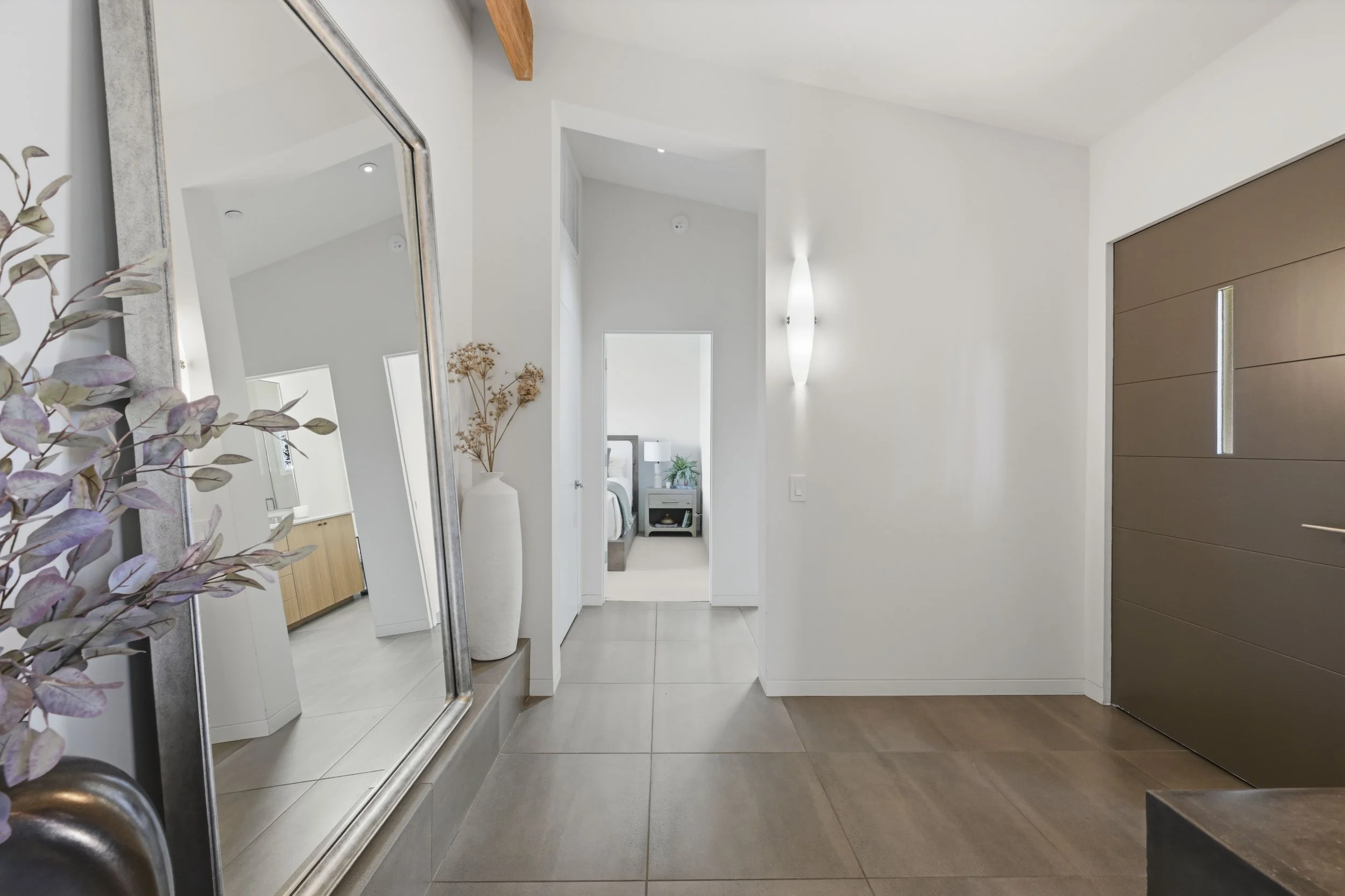 26000 Venado Dr - Main House  - 4.jpg