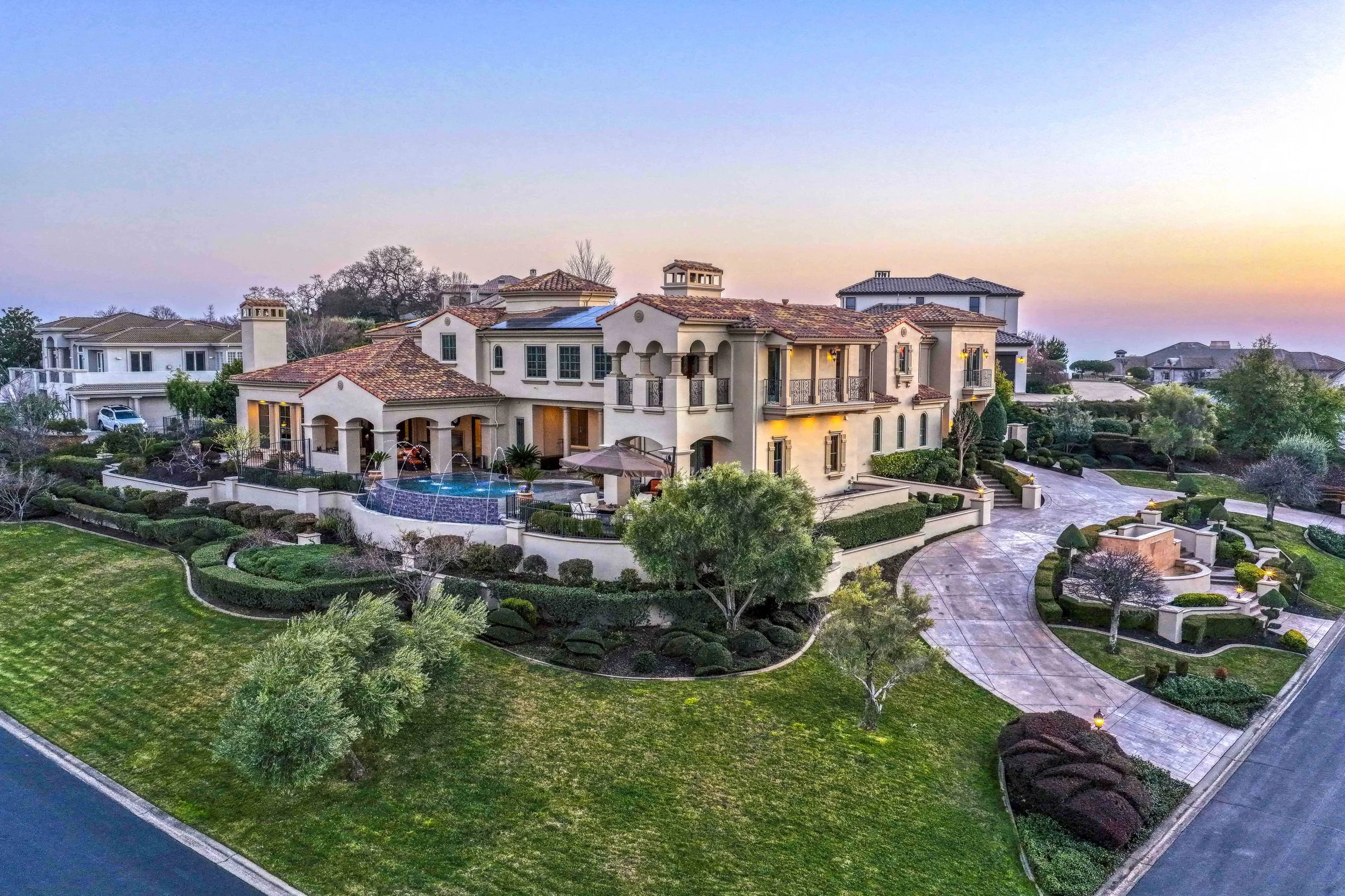 4805 Moreau Ct - 9.jpg