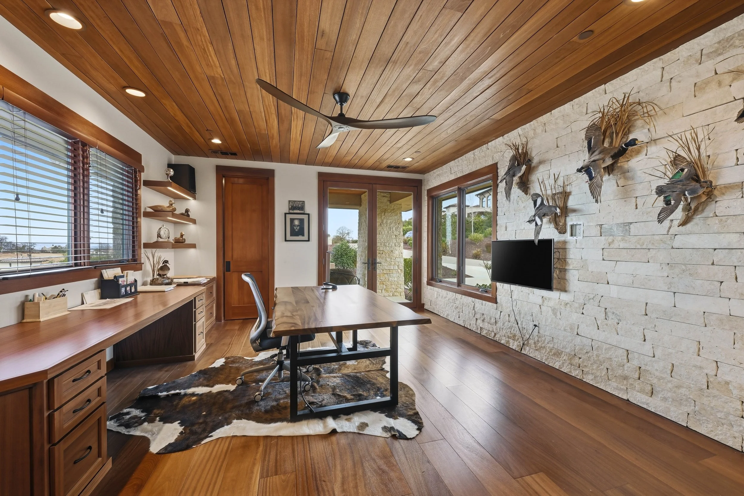 Interior - 4373 Berkwood Ct 4.jpg