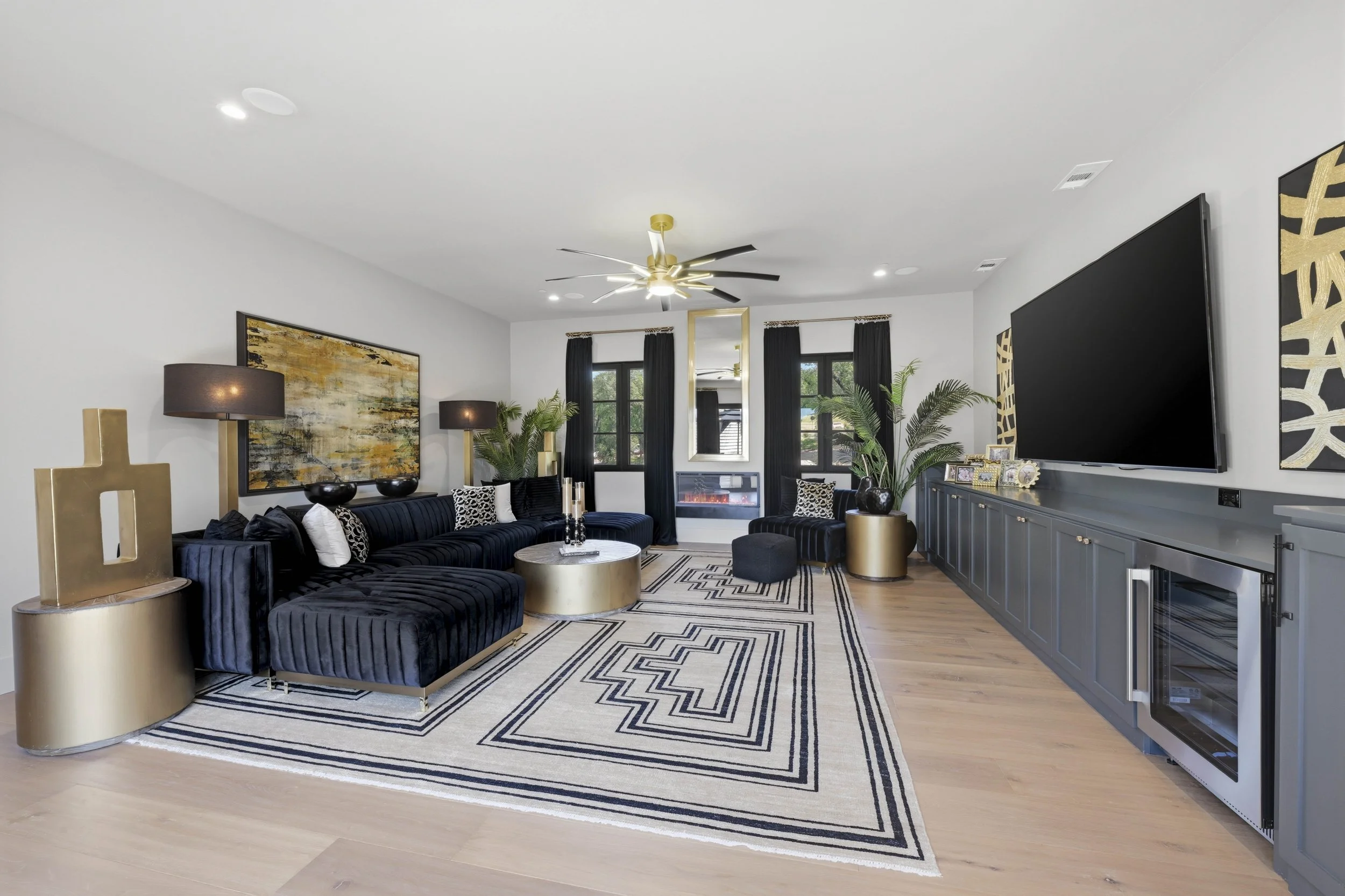 4200 Raphael 107.jpg