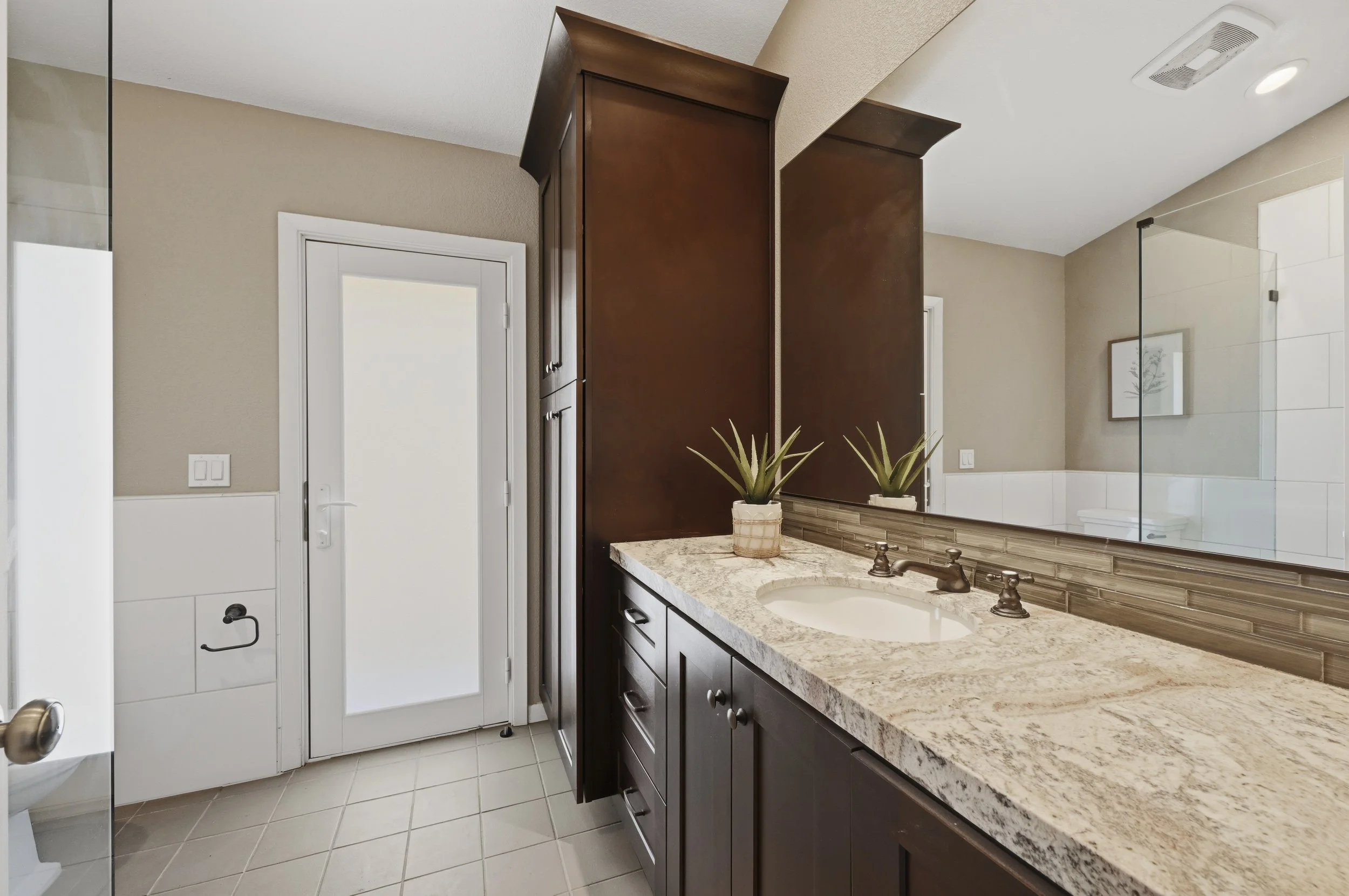 7585 Gold Dr 125.jpg