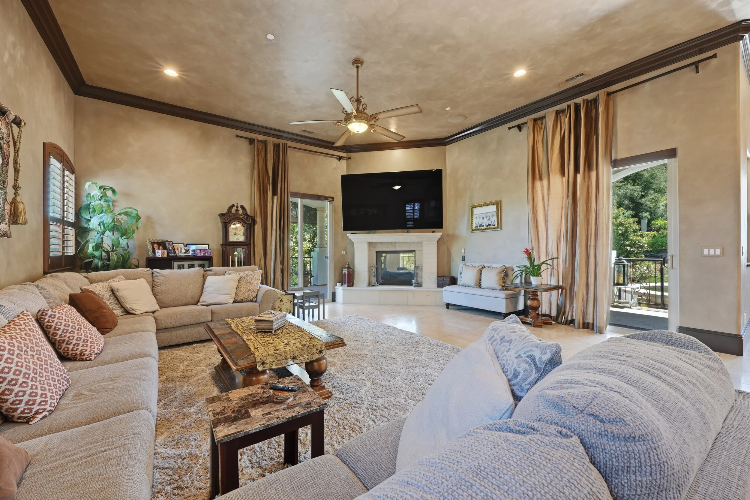 5645 Los Posas Way 36.jpg
