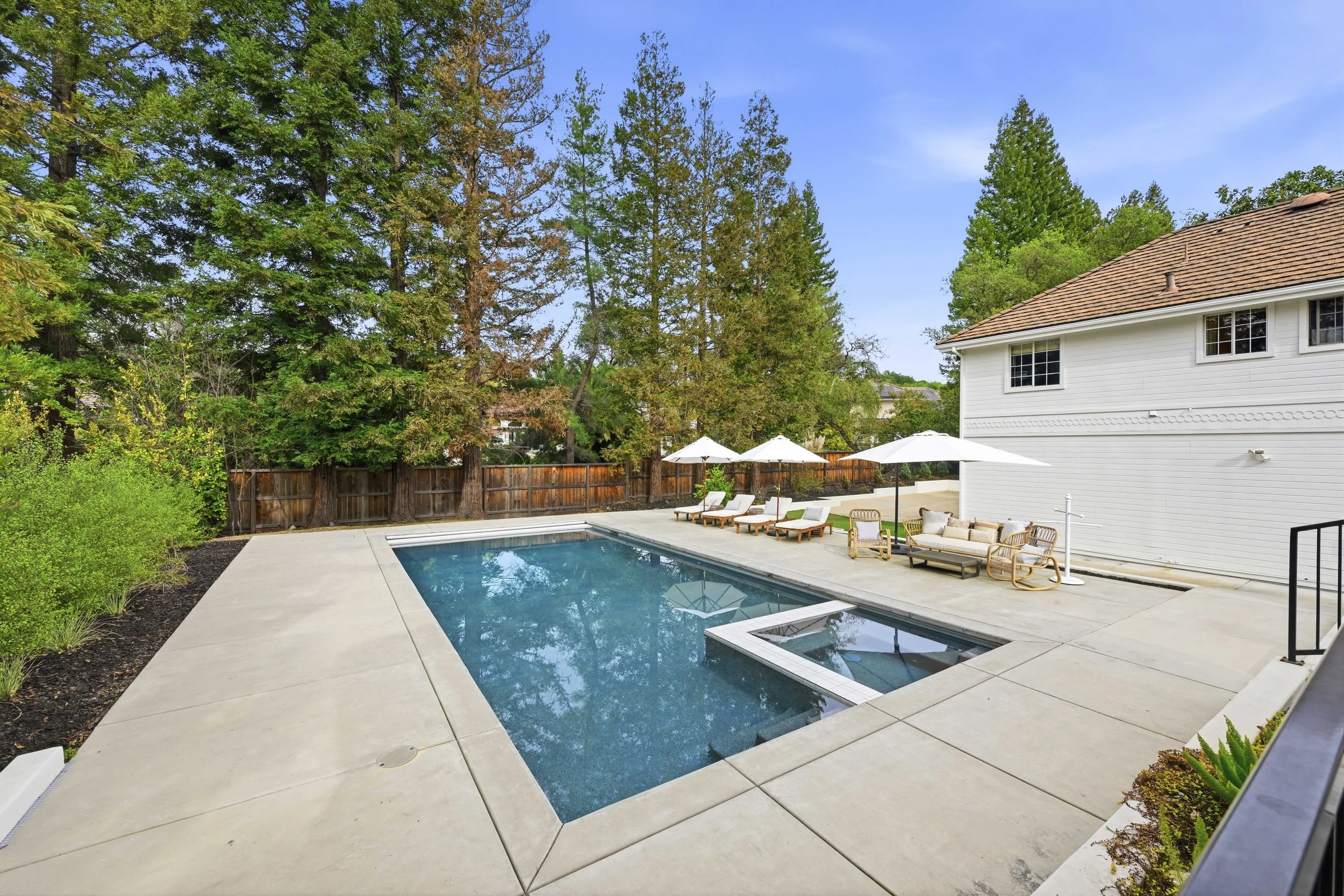 9660 Los Lagos Cir North - 110.jpg