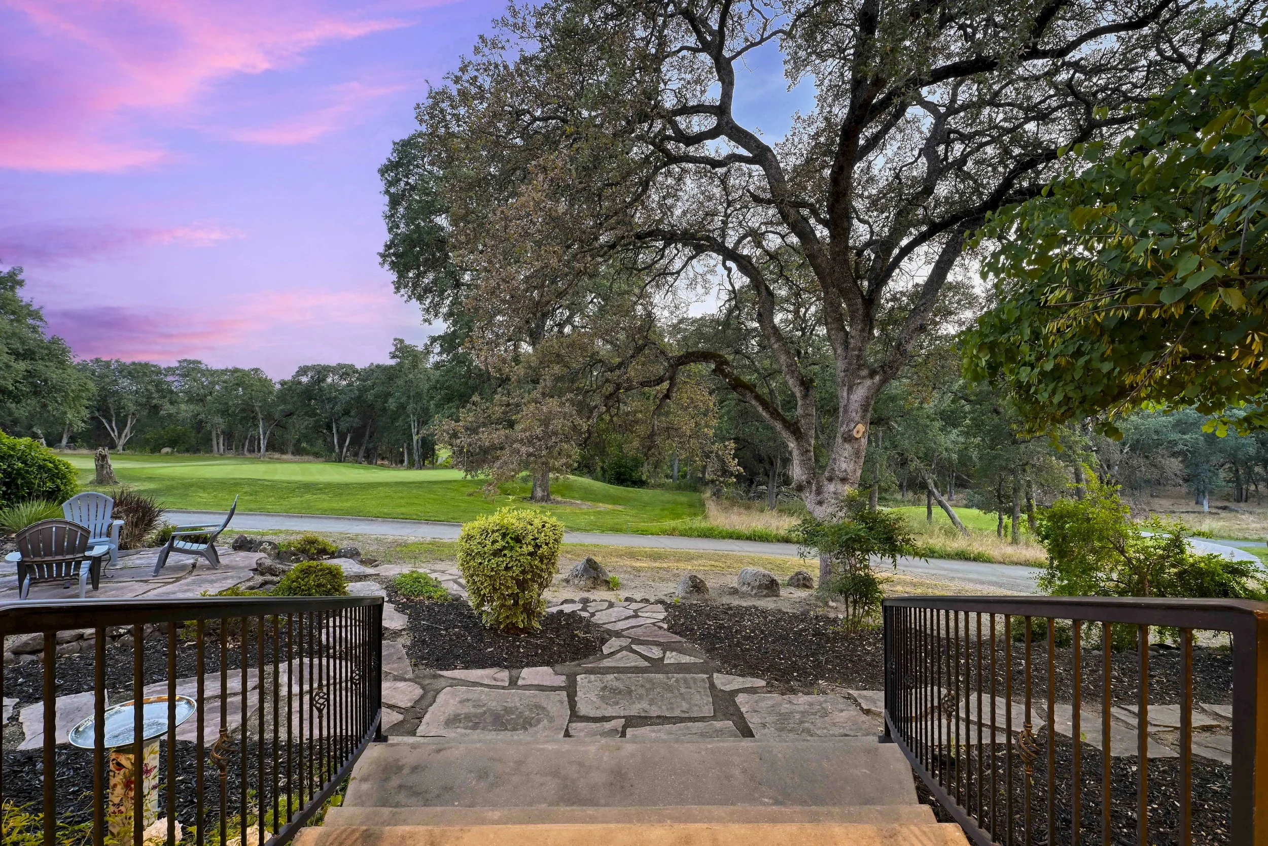 3702 Lindbrook Dr 104.jpg