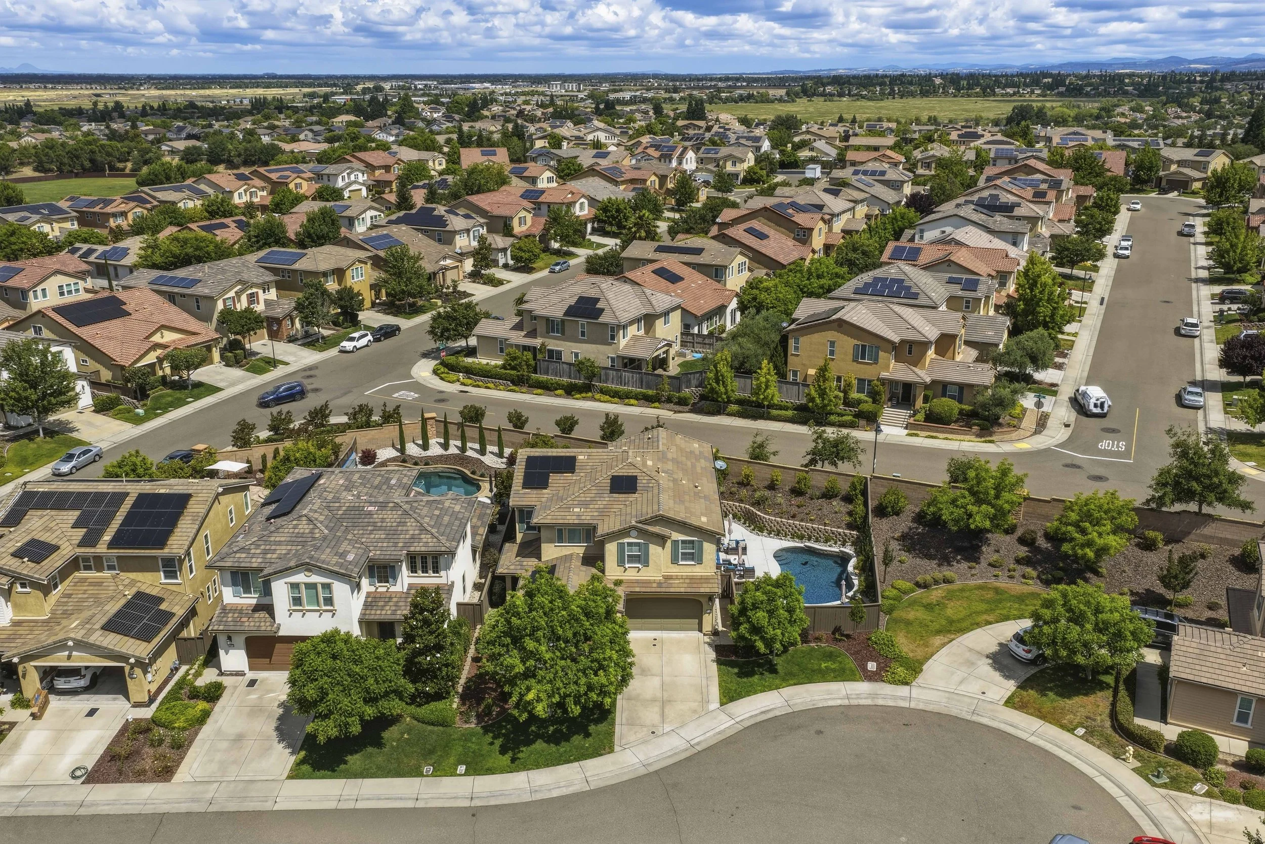 895 Calico Dr 36.jpg