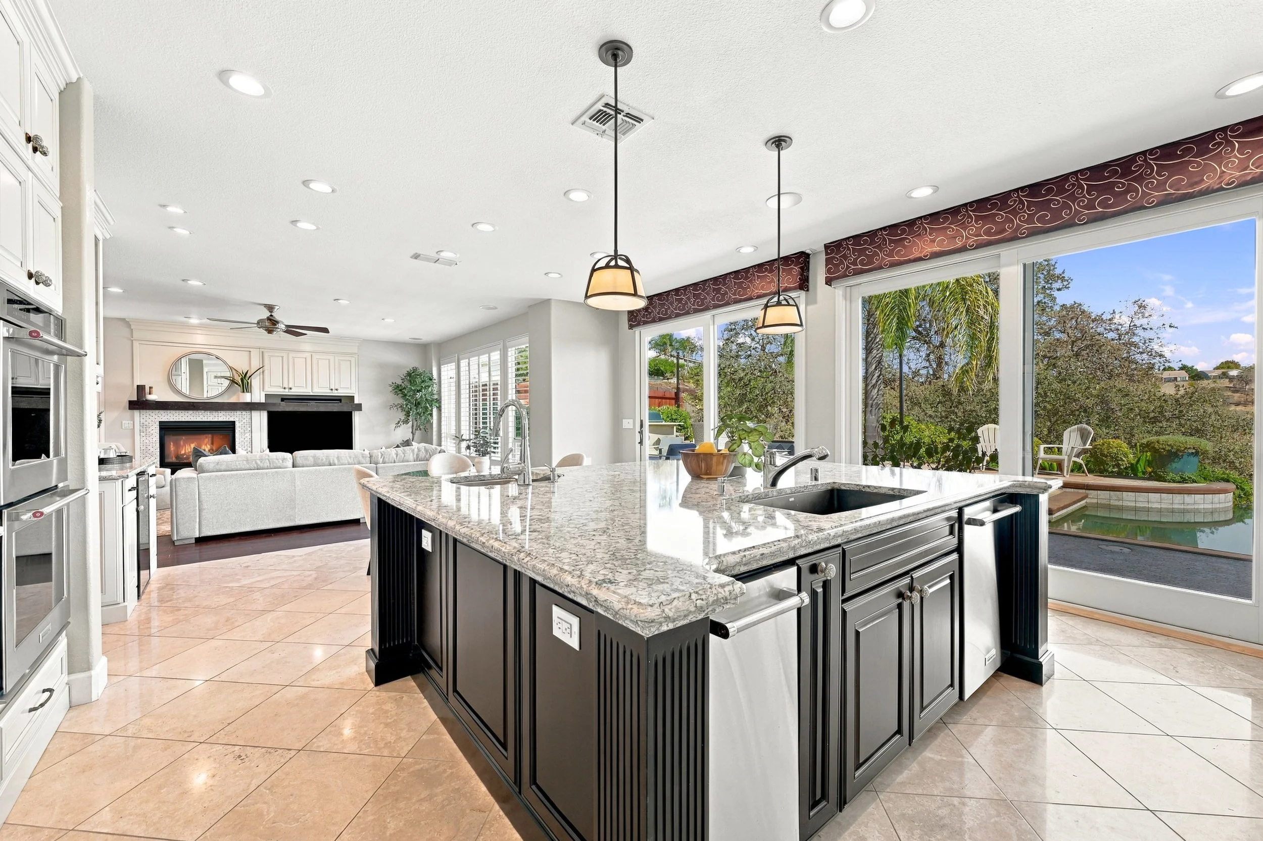 3391 Black Oak Dr 71.jpg