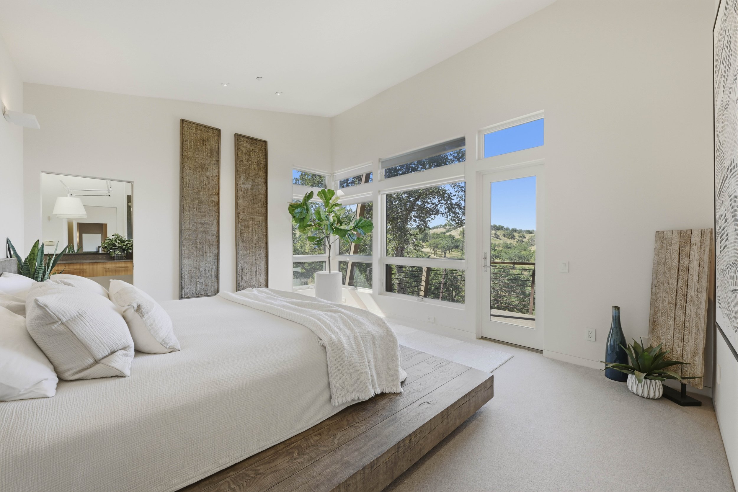 26000 Venado Dr - Main House  - 27.jpg