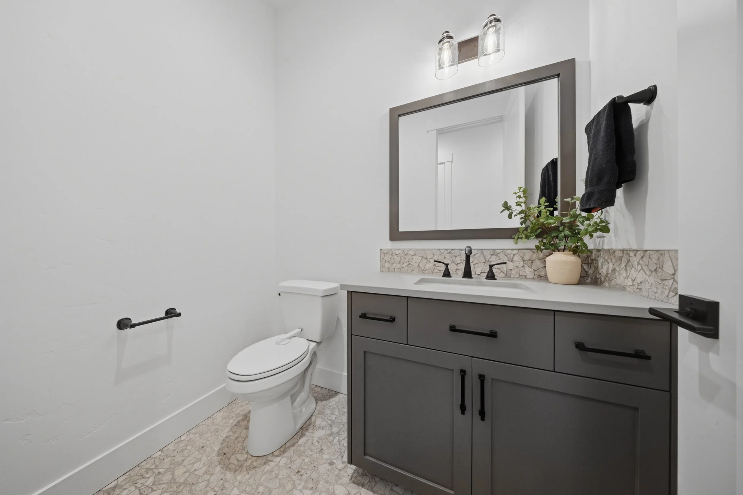 2941 N Staghaven Ave 39.jpg
