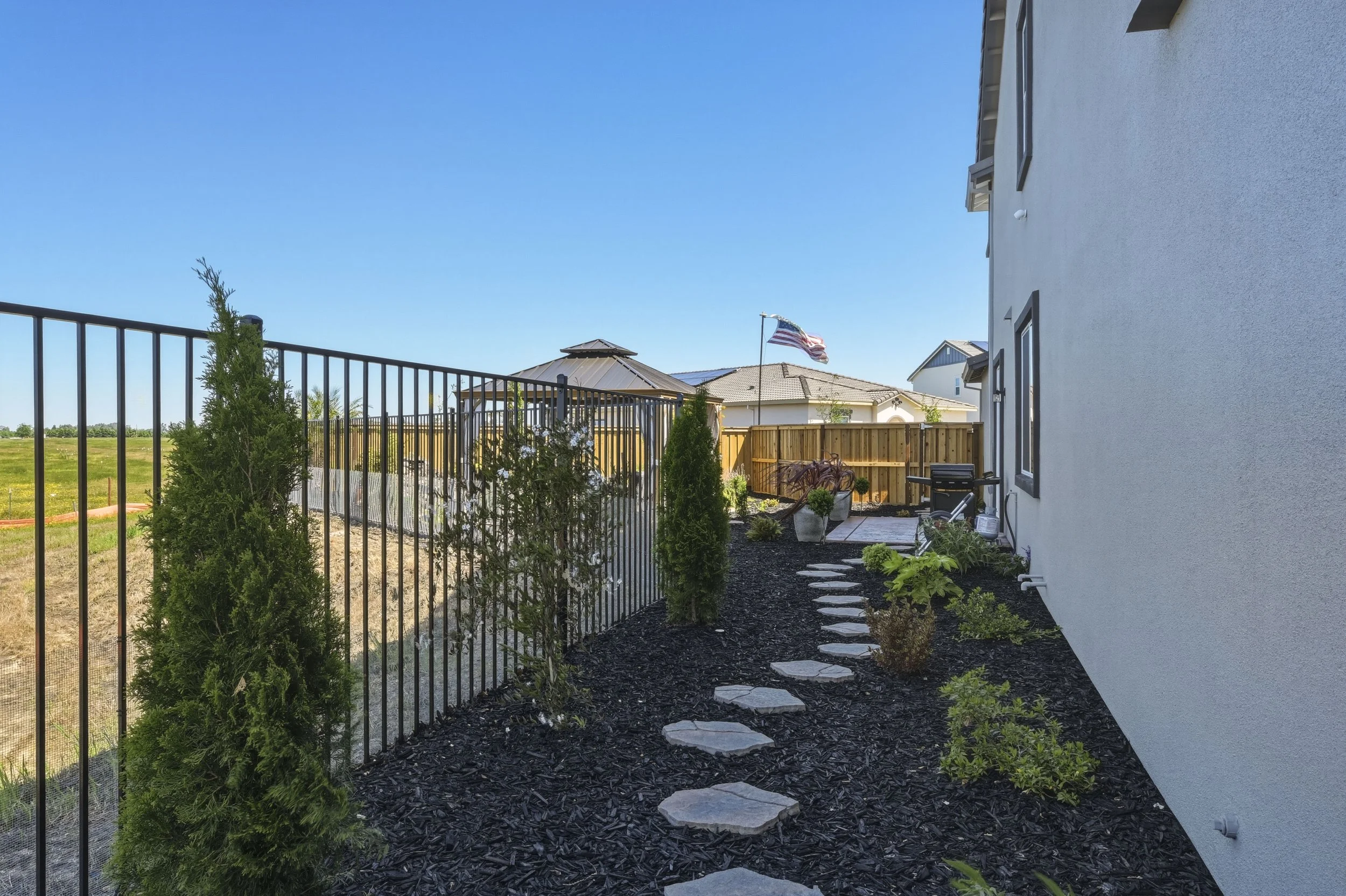 841 Rosette Ct - 101.jpg