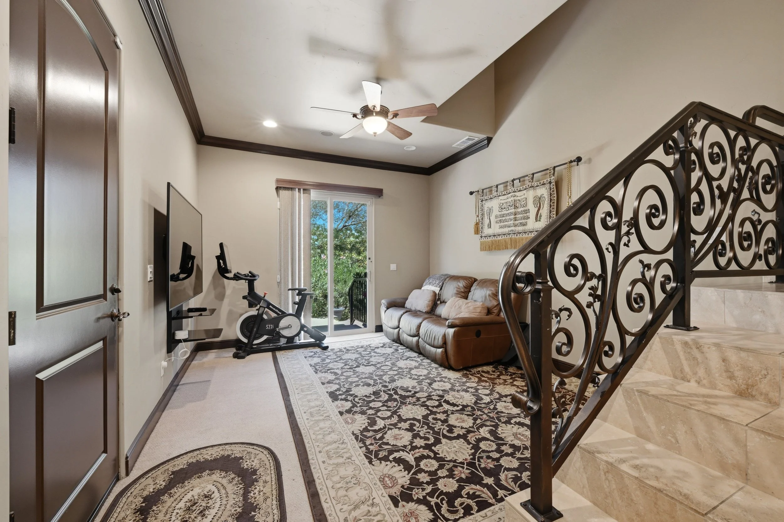 5645 Los Posas Way 51.jpg