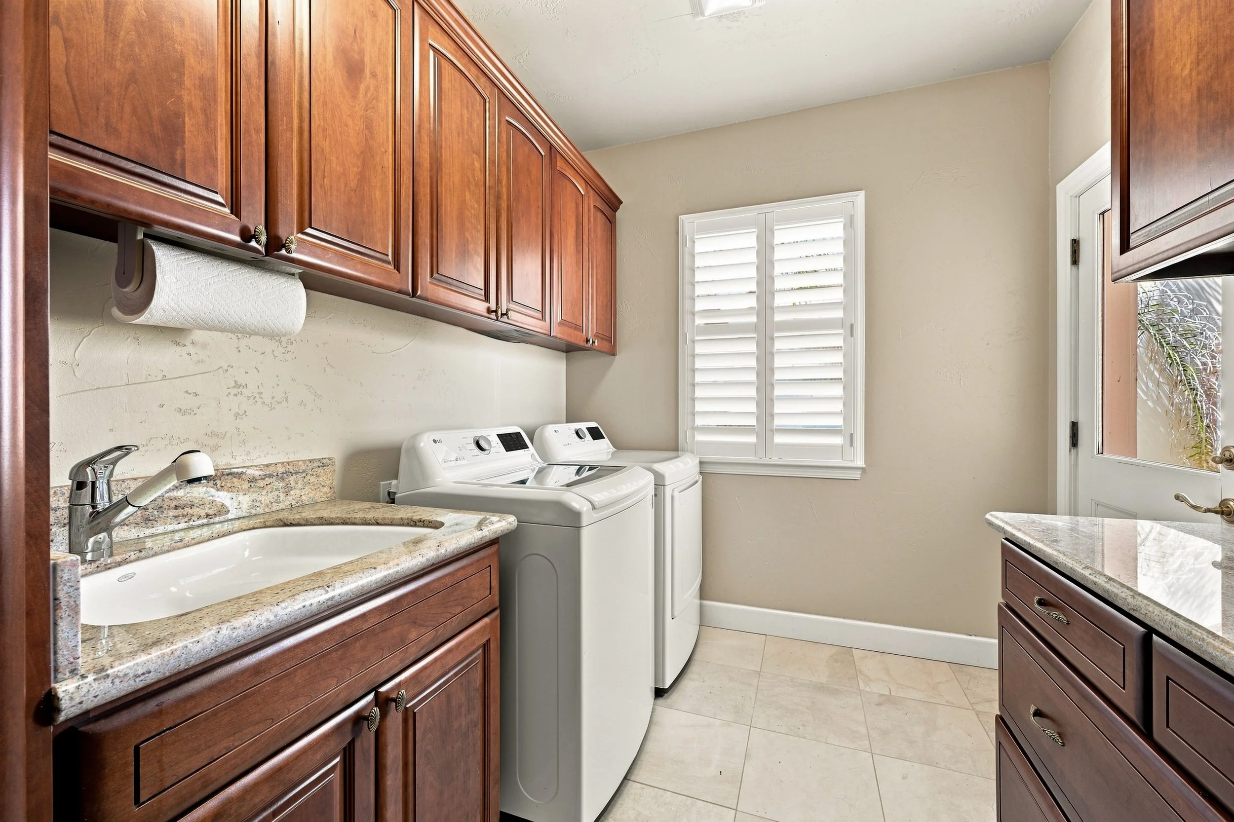 885 Willow Lake Rd 39.jpg