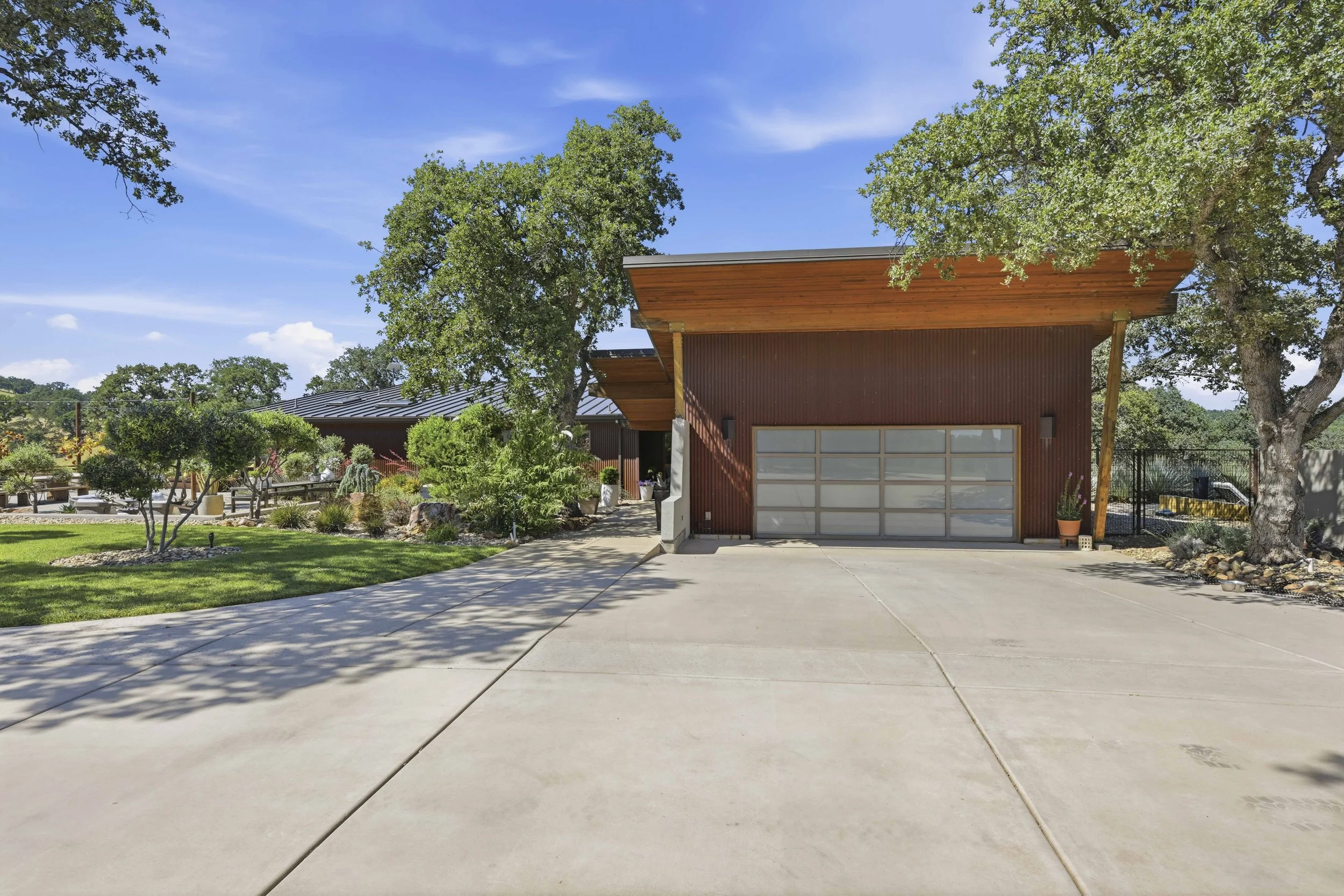 26000 Venado Dr - Daytime _75.jpg