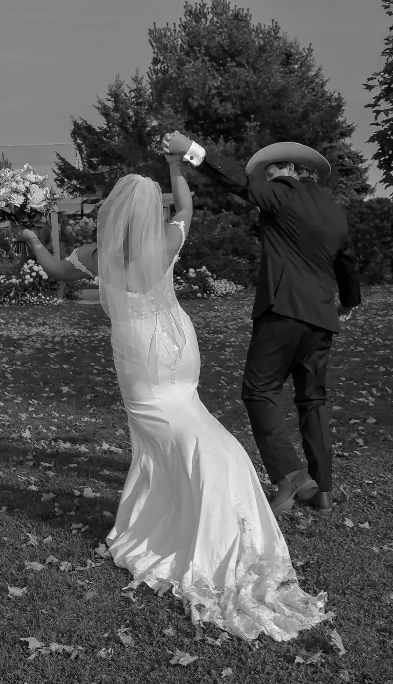 Amy &amp; B: A Love Written in Autumn Leaves and Cowboy Hats