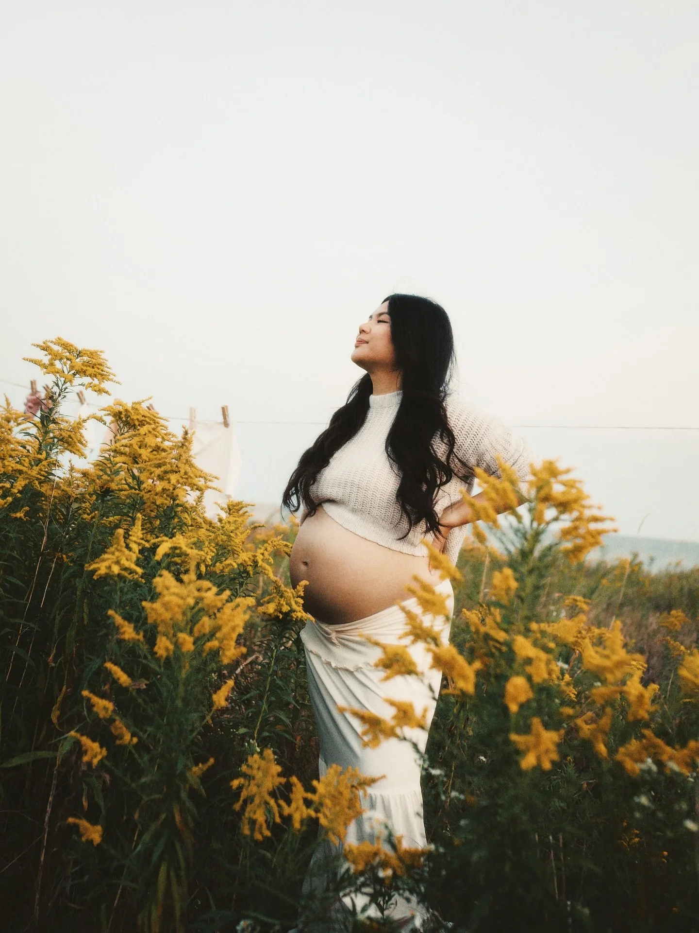 The beauty in waiting
✨✨✨

keywords: ontario maternity photographer, maternity photoshoot, durham region photographer, editorial style maternity photos, storytelling photographer

#maternityphotographer #durhamregionmaternityphotographer #durhamregio