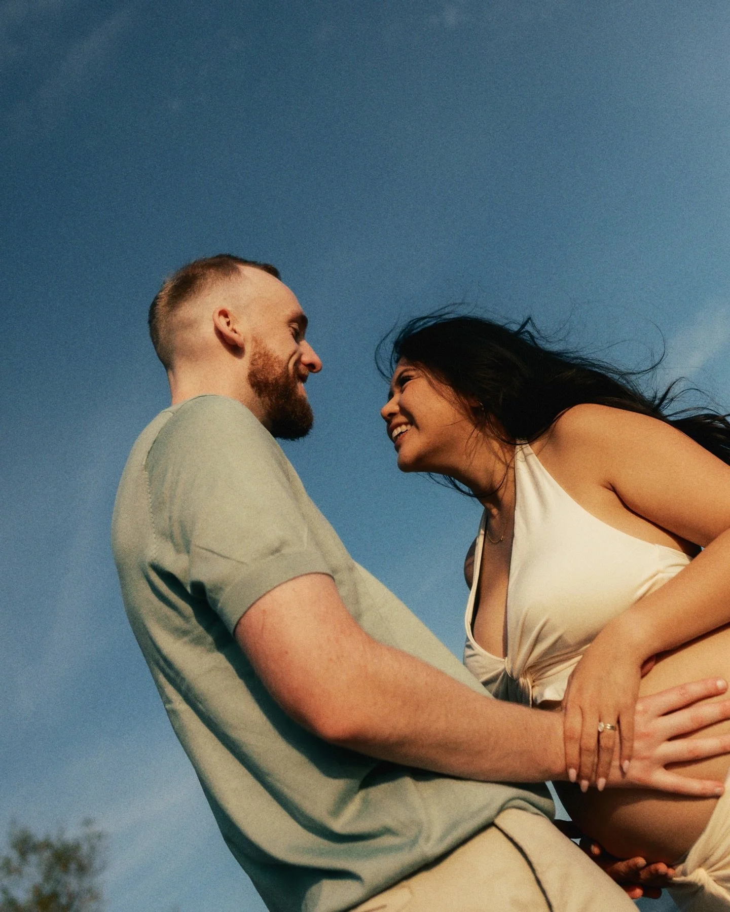 Bettina and Nathan, waiting on baby girl ✨

Maternity sessions are all about anticipation, but also about that quiet connection before everything shifts. This in-between time is such a special season&hellip; always grateful to get to document it 🤍

