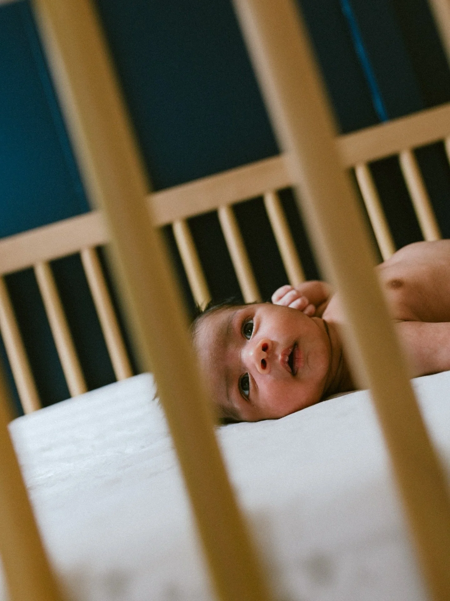 First weeks at home with baby Kailash. Nothing quite like bringing a new baby home and making the whole house feel more like home.

&mdash;

#durhamregionphotographer #storytellingphotographer #documentaryfamilyphotography #ontariofamilyphotographer 