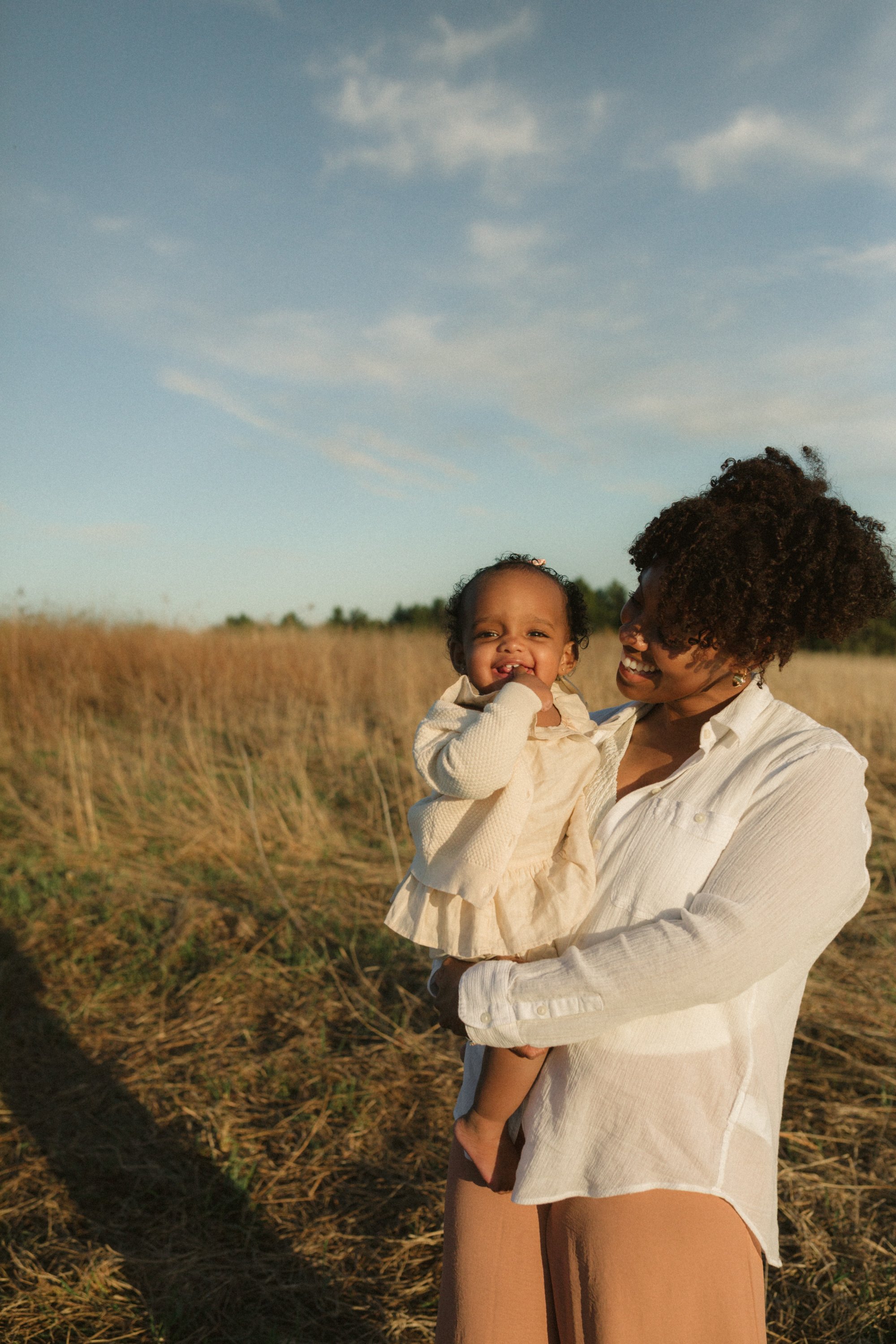 MothersDayMinis_042725_Shyann_Family-5770.jpg