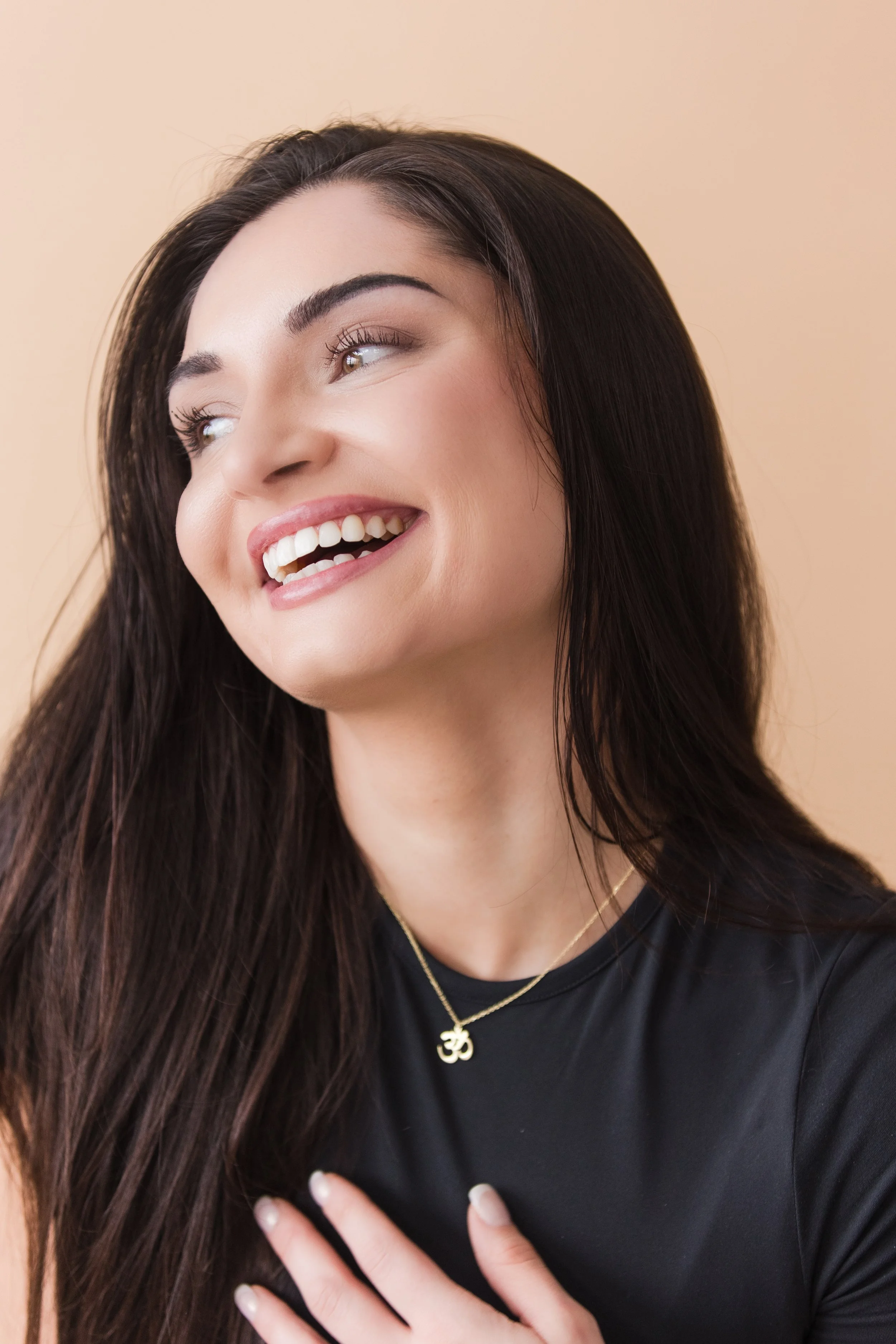 ALYSSA STUDIO PORTRAITS_2024_JULES BROWN PHOTOGRAPHY-5.jpg