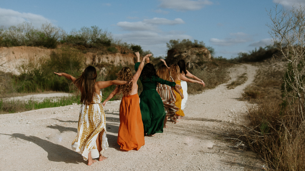 Breathing in Nature: The Multifaceted Benefits of a Breathwork and Hiking Retreat