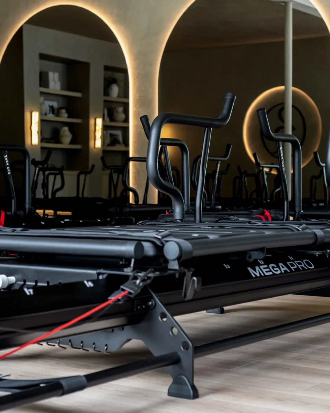 If you&rsquo;ve ever wondered what Lagree actually is &mdash; this one&rsquo;s for you.

Lagree is a full-body, low-impact, high-intensity method that builds strength, stability, endurance, and focus through slow, controlled movement.

It&rsquo;s not