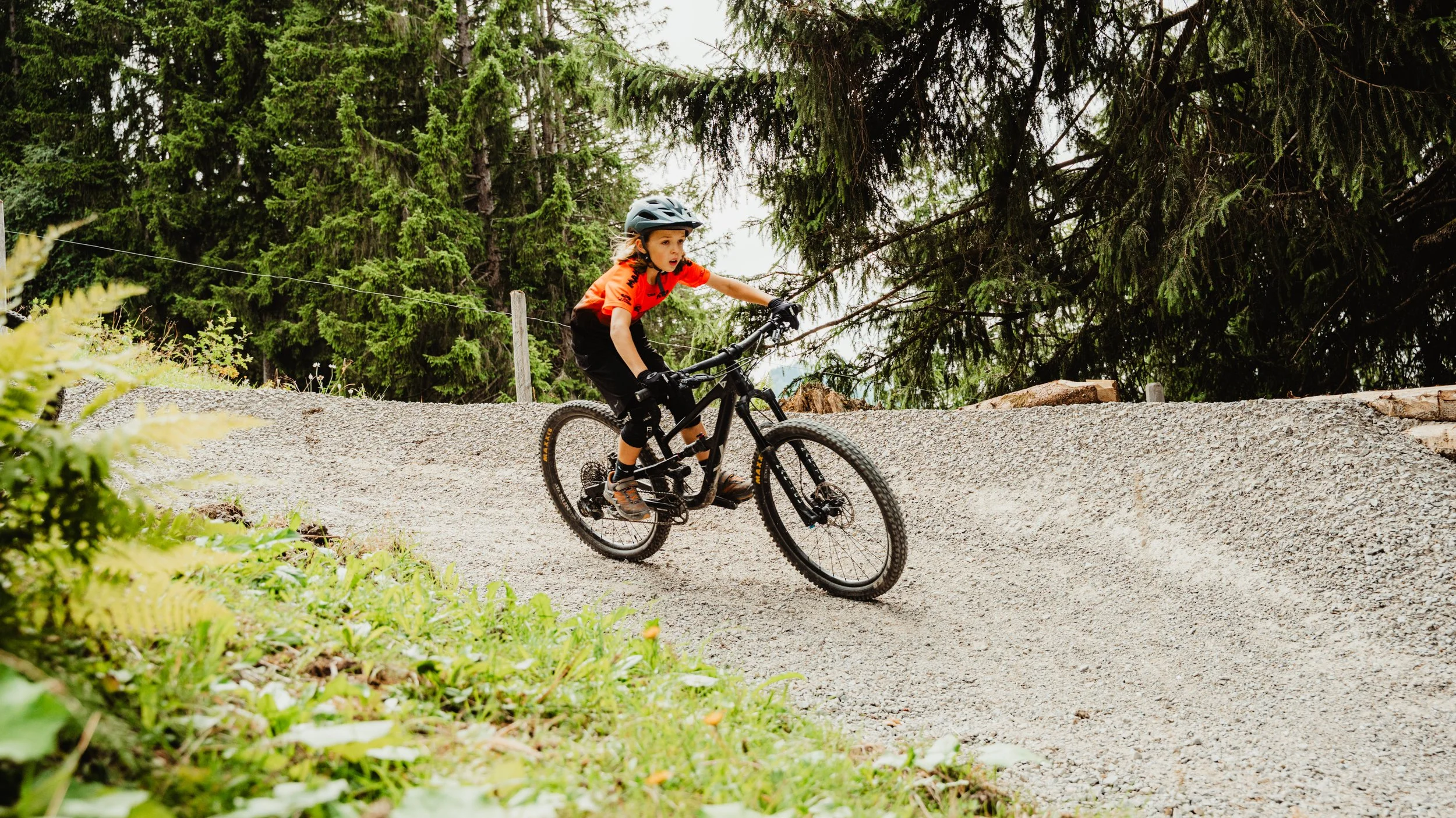 20250806_lb_bike-flowtrail-07.jpg