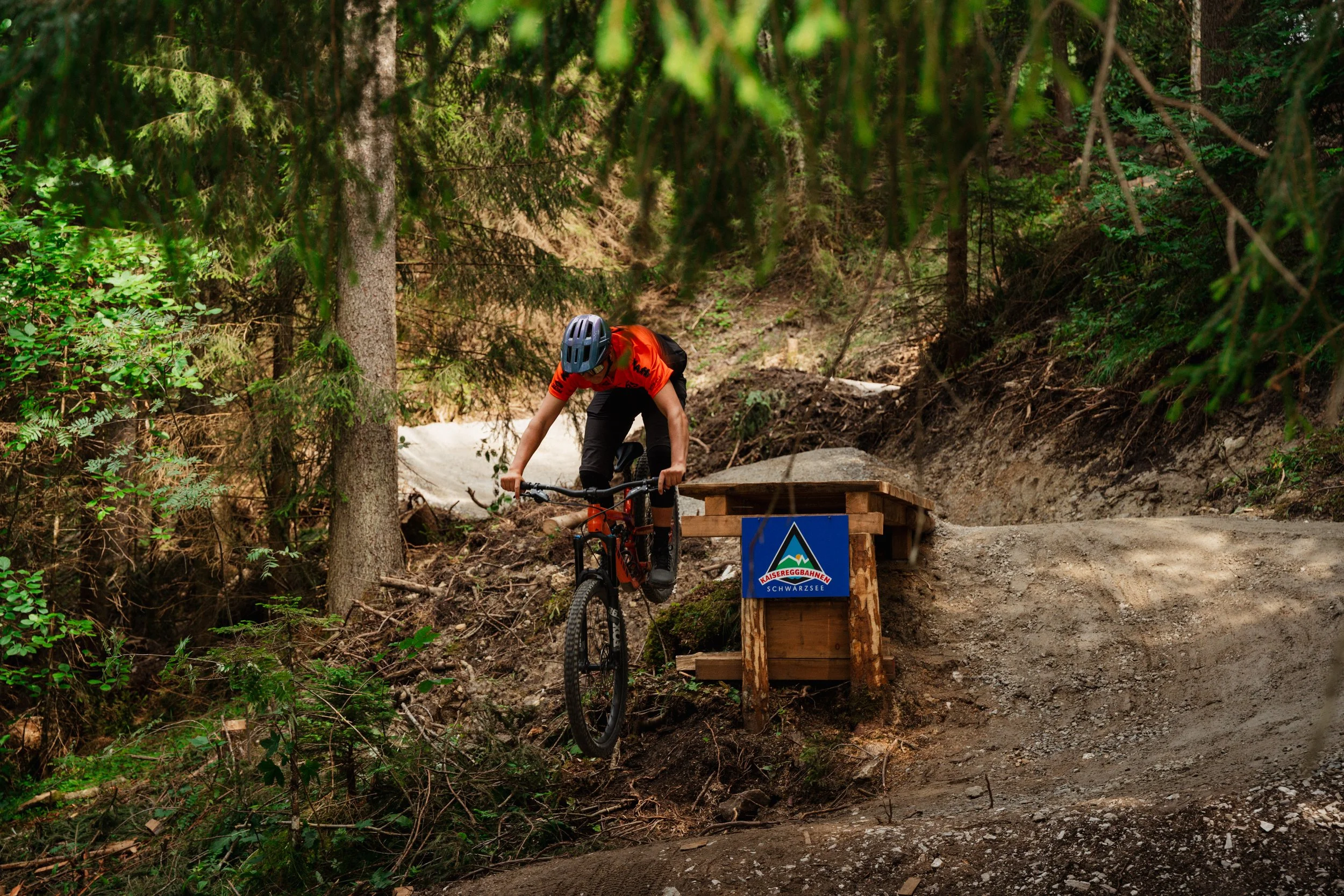 20250806_lb_bike-flowtrail-09.jpg