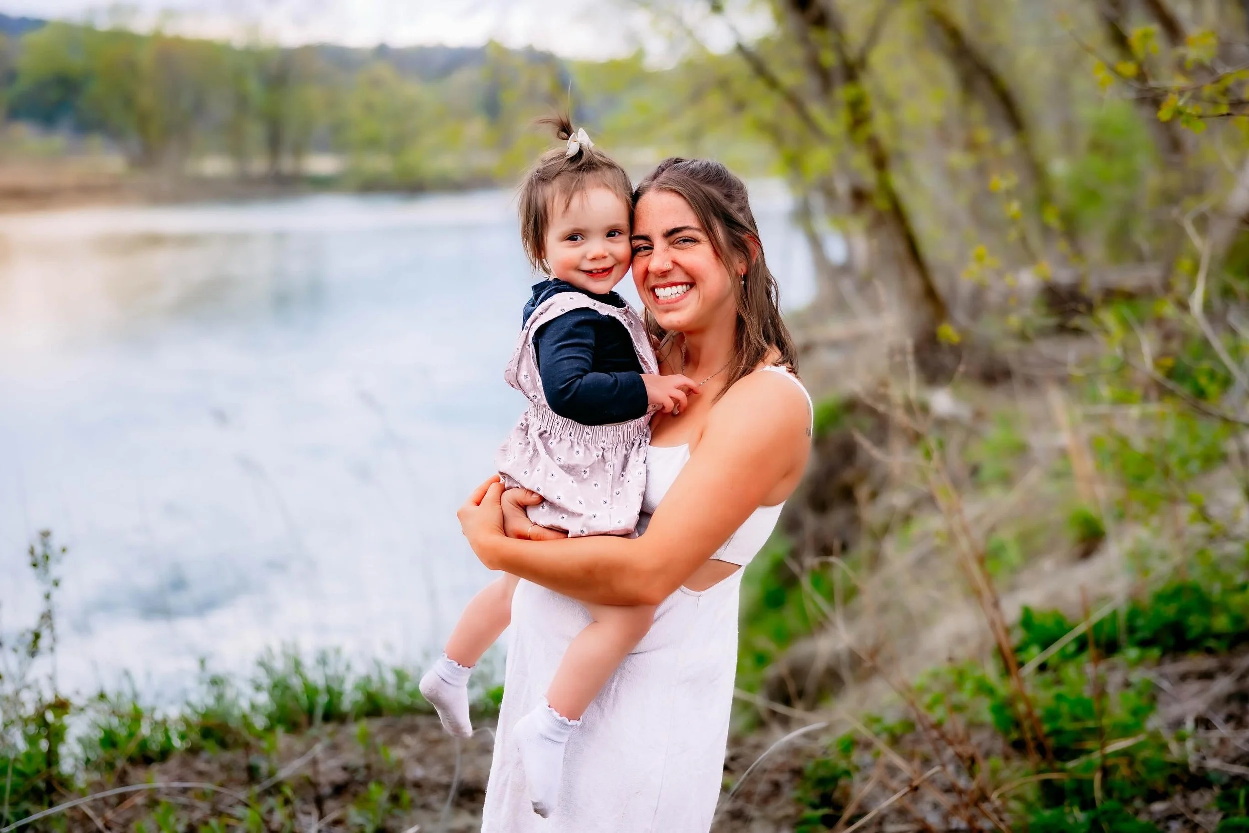 🌷Katie &amp; her babies🌷
Mother&rsquo;s Day keepsakes were this weekend, and it was the perfect kickstart to photography season!