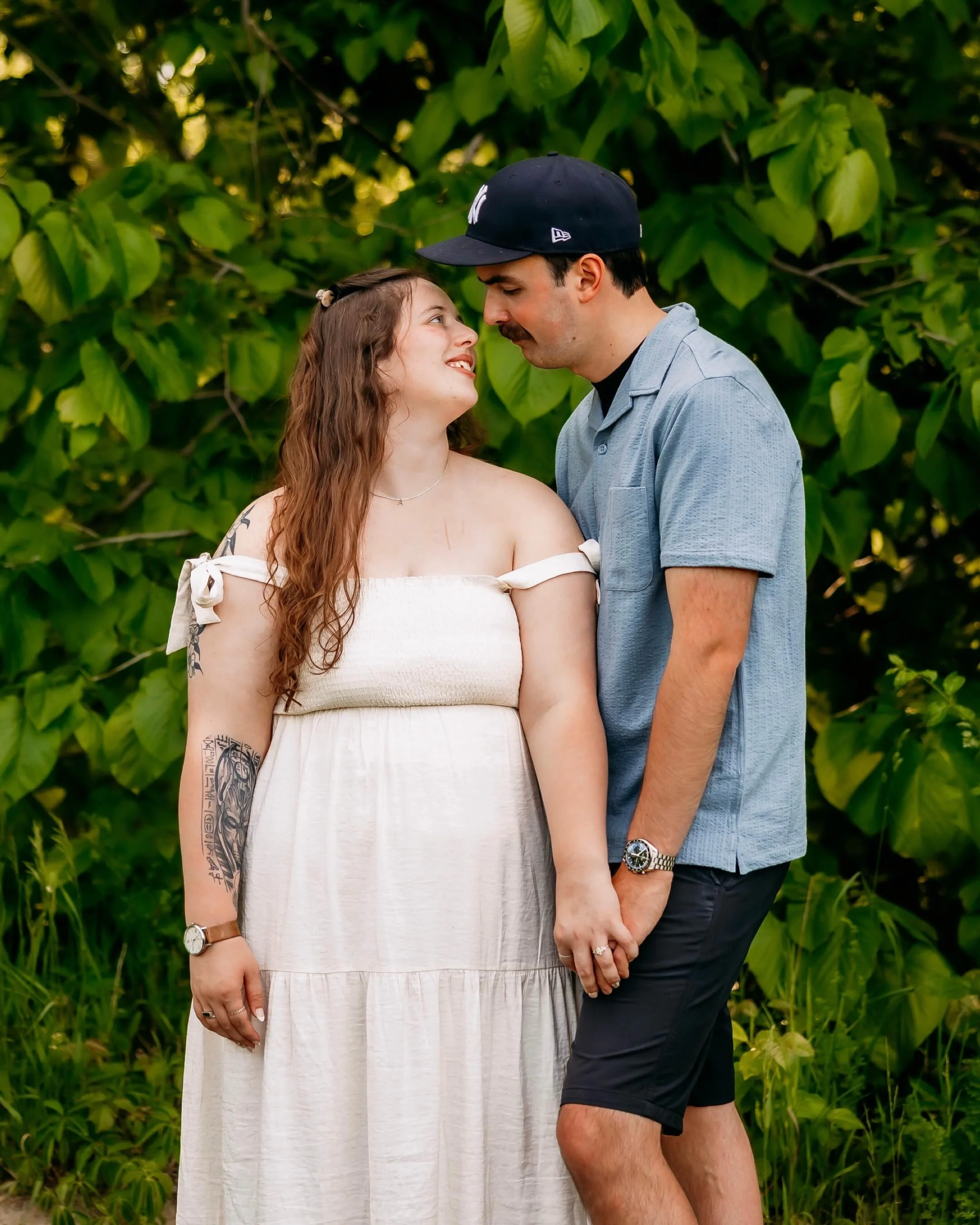 An engagement session down by the river, don&rsquo;t mind if I do💍✨