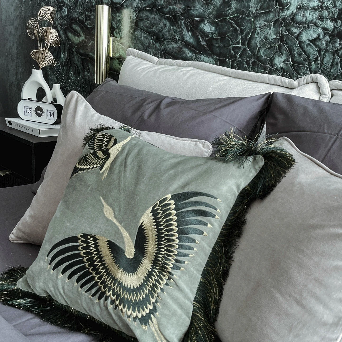 "#details sind nicht das Sahneh&auml;ubchen, sie sind das #design" Charles Eames
.
.
.
.
#interiorgoals #wohninspiration #detailsmatter #homedecor #homesweethome #hotel #homedecor #interior #interiordesign #interiordesigner #inneneinrichtun