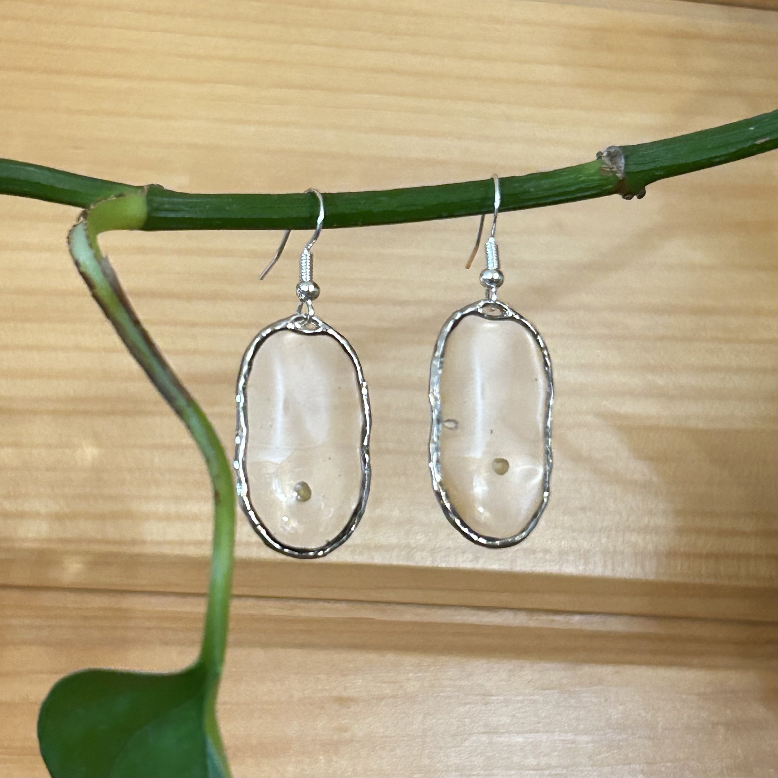 mustard seed - medium oval