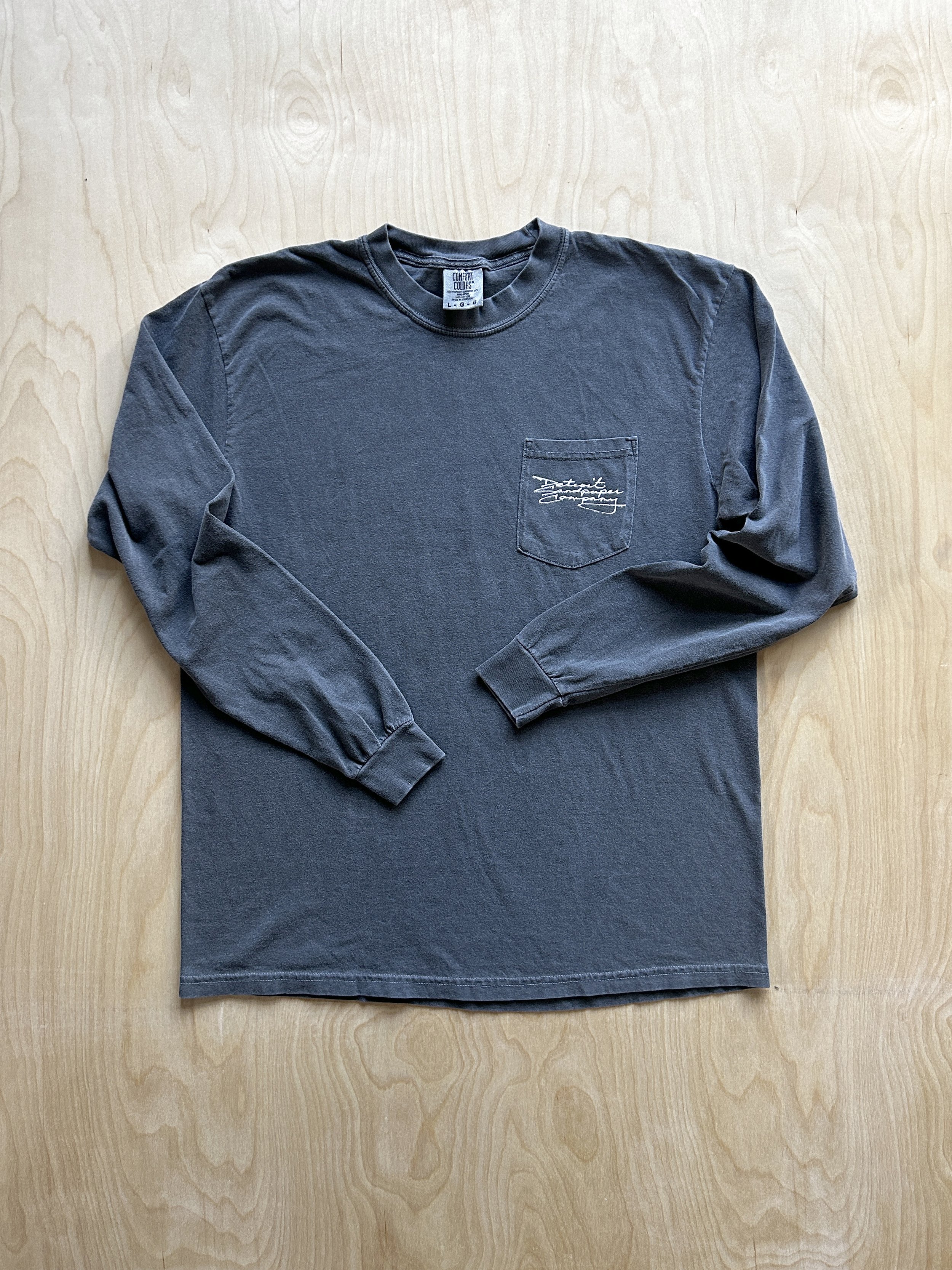 ls_pocket_front_full.jpg