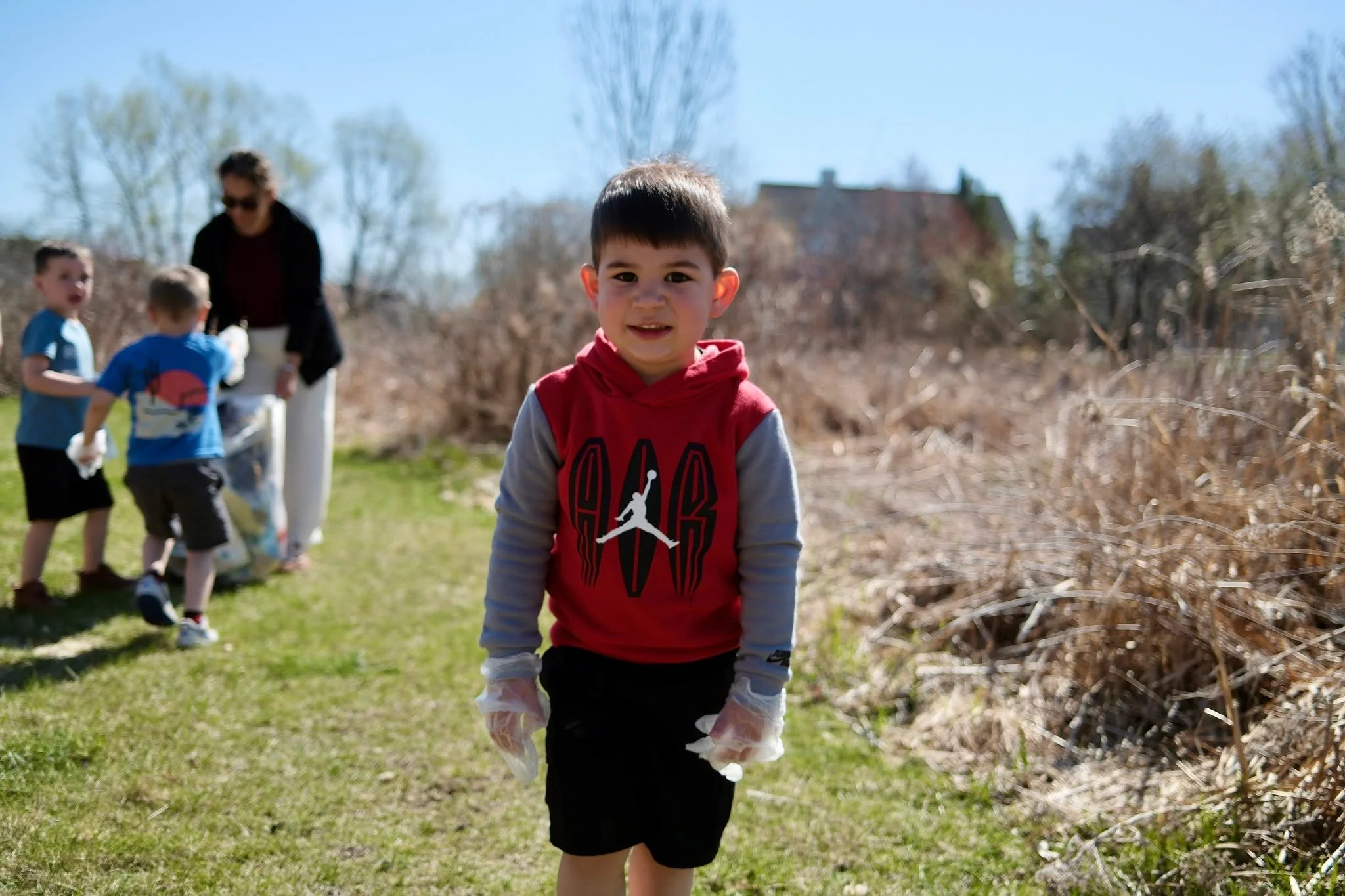 🌎💚 Happy Earth Day! 💚🌎

Today we are celebrating our beautiful world by learning how to take care of it! Our kiddos had so much fun helping clean up, pick up trash, and talk about ways we can keep our Earth safe and healthy. 🌱

Even the smallest