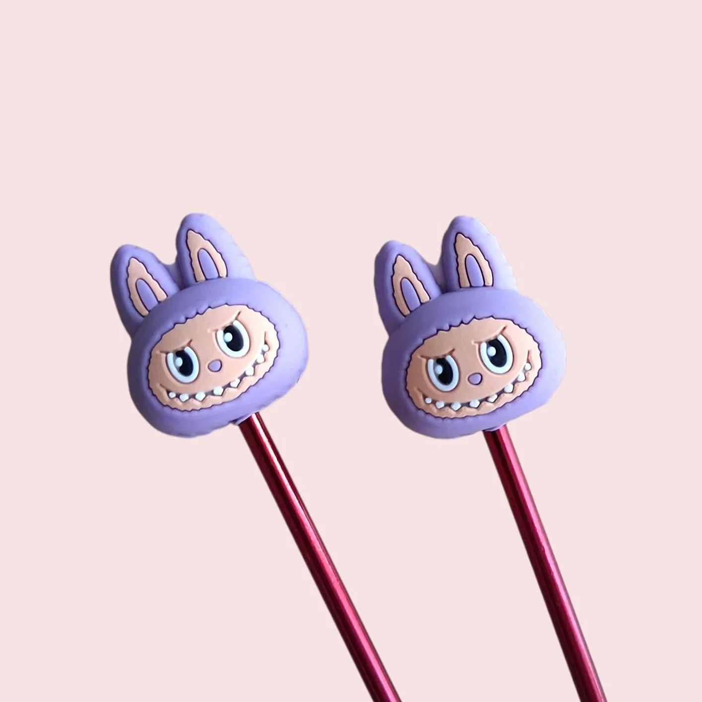 Embouts protecteurs en silicone pour aiguilles à tricoter Labubu mauve 3D