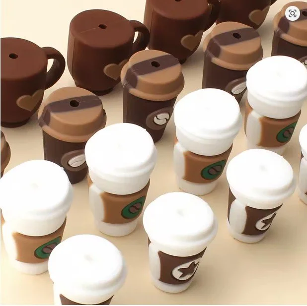 Embouts protecteurs en silicone pour aiguilles à tricoter café