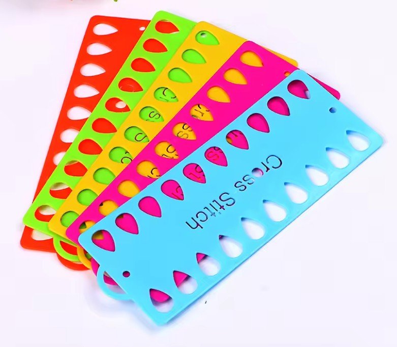 Organisateur de fils de broderie Embroidery thread organizer