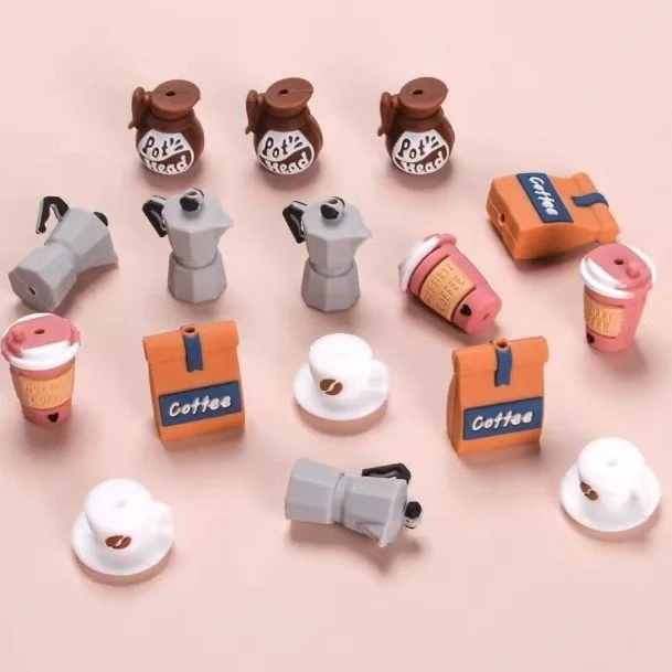 Embouts protecteurs en silicone pour aiguilles à tricoter café