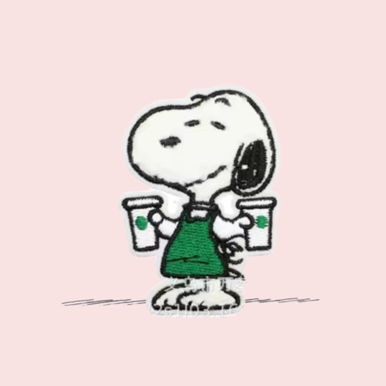 Écusson à coudre ou à repasser Snoopy barista