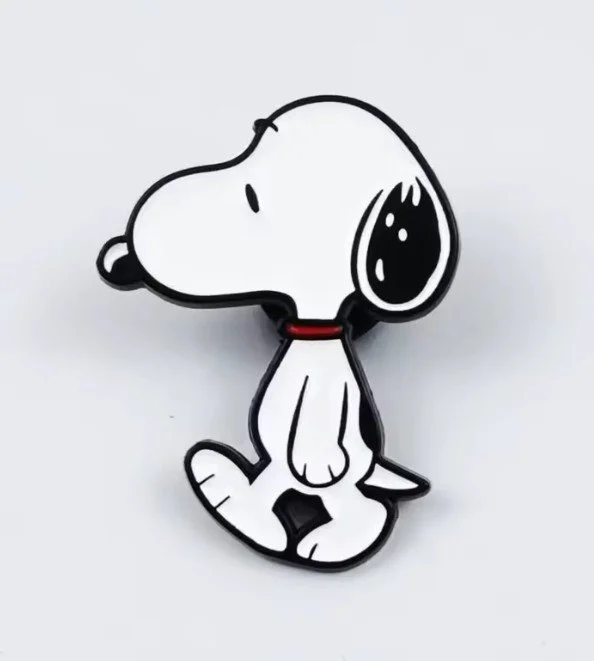Épinglette émaillée Snoopy de profil