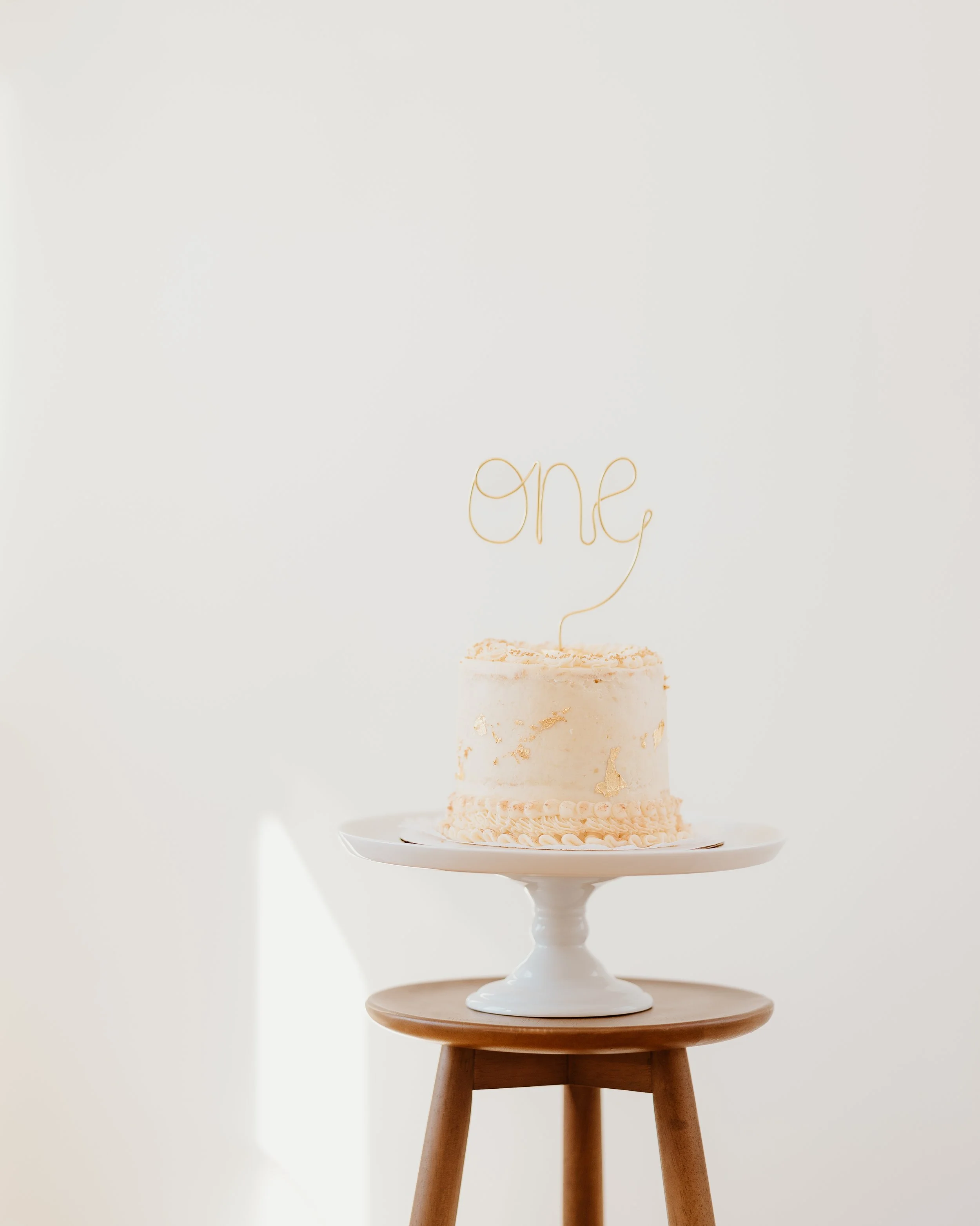 milestone cake smash kittery-1.jpg