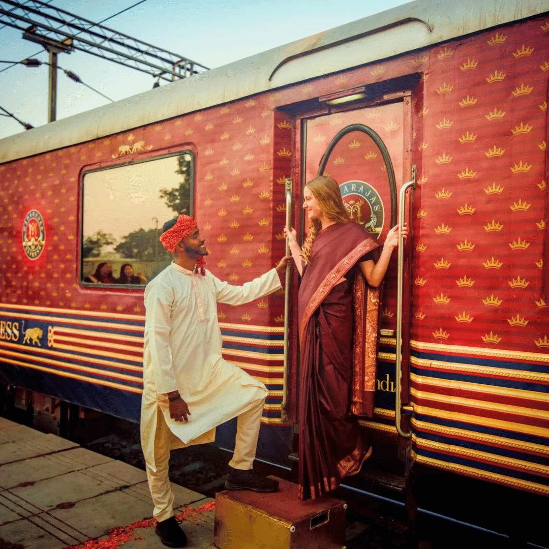 Maharajas Express Golden Triangle (3).png