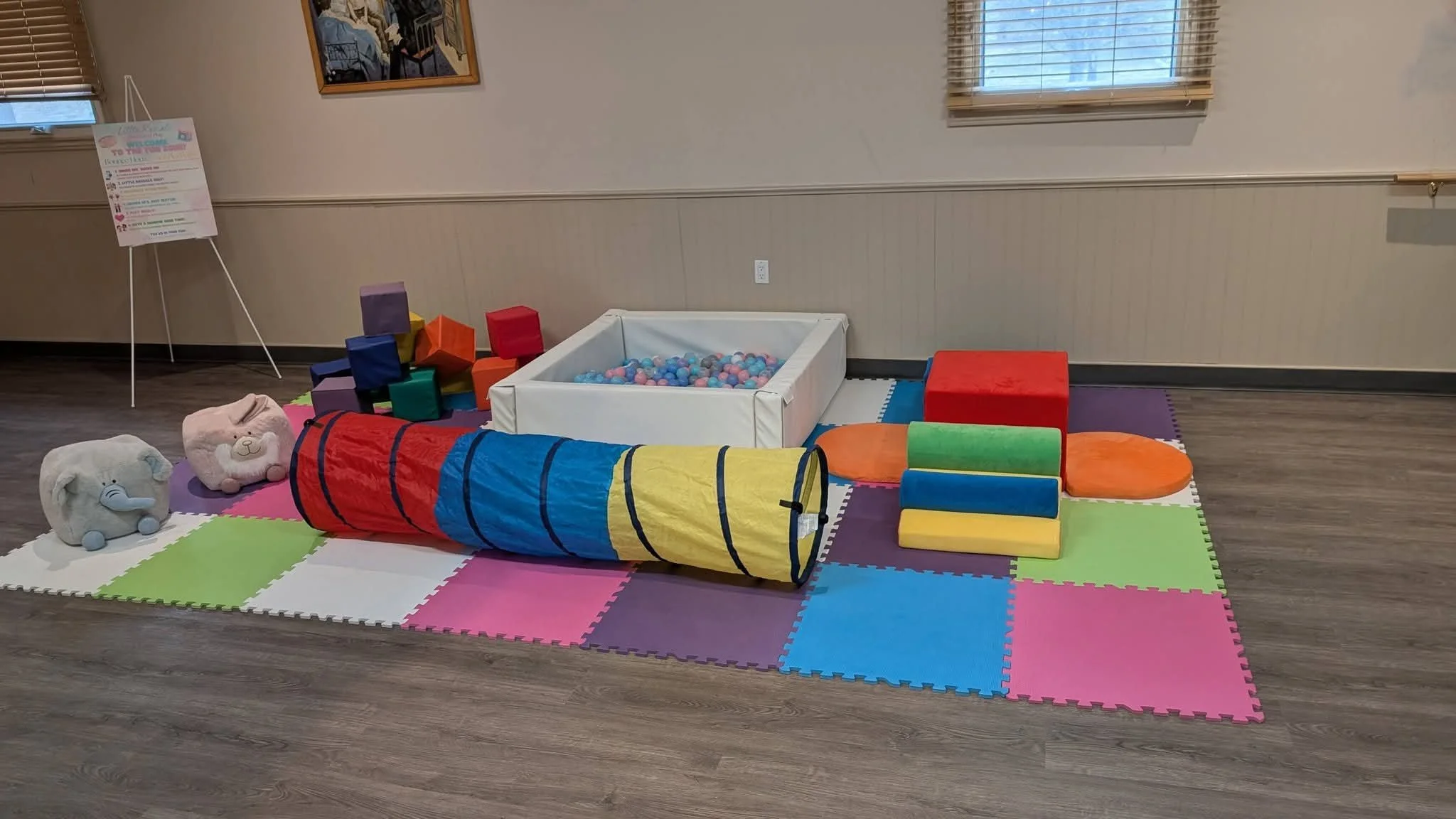Multi-Colour basic soft play package