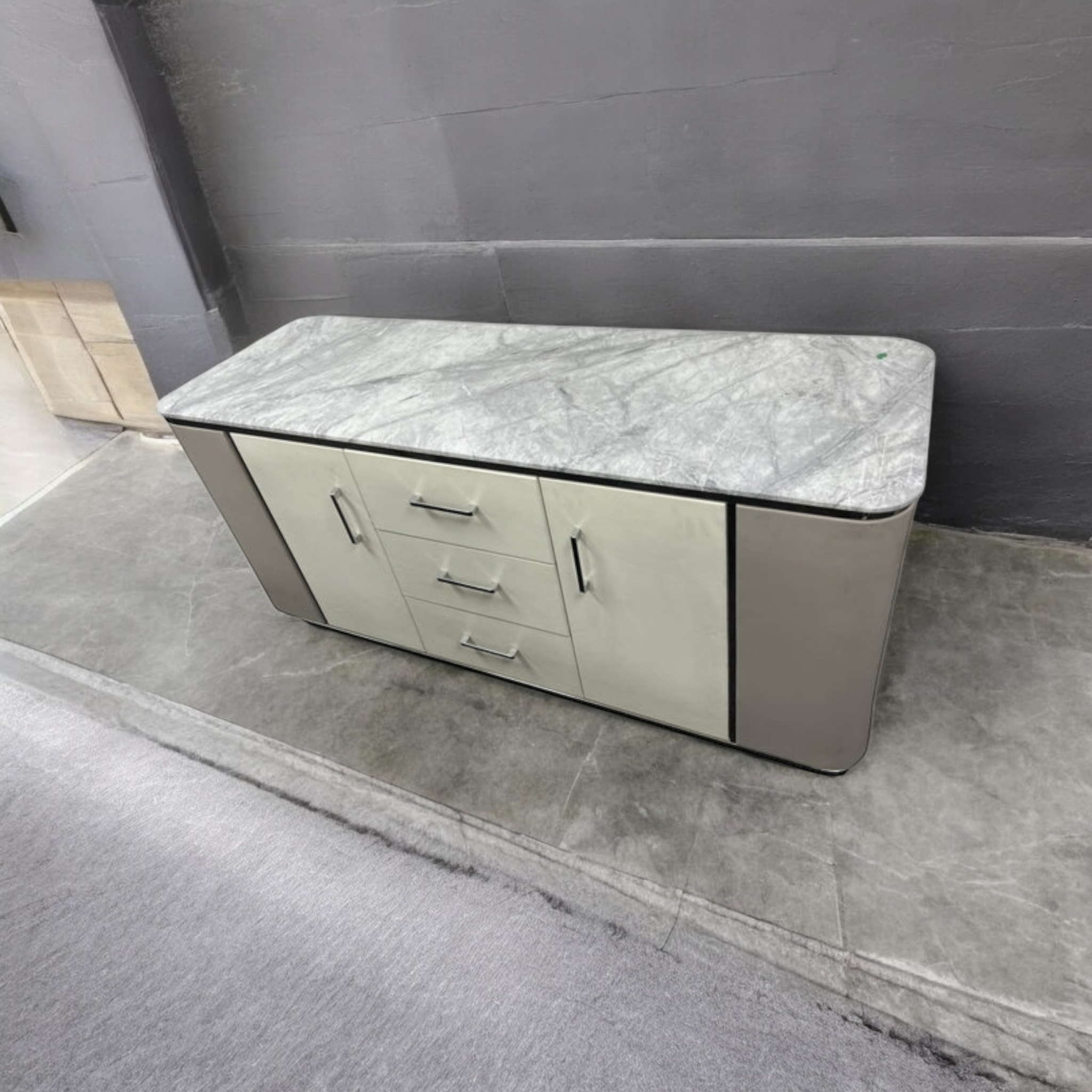 ROMA SIDE BOARD