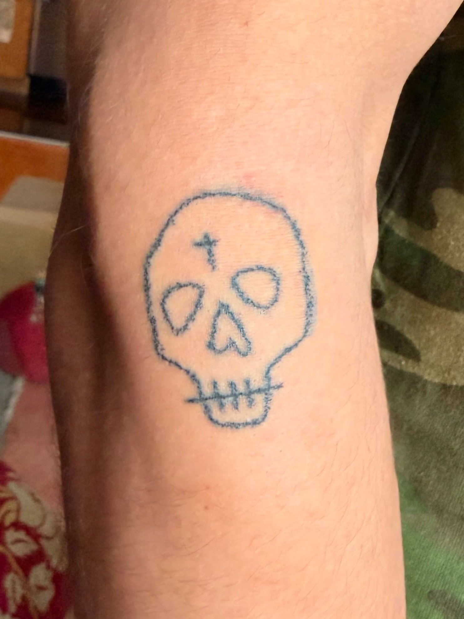 hand poked skull