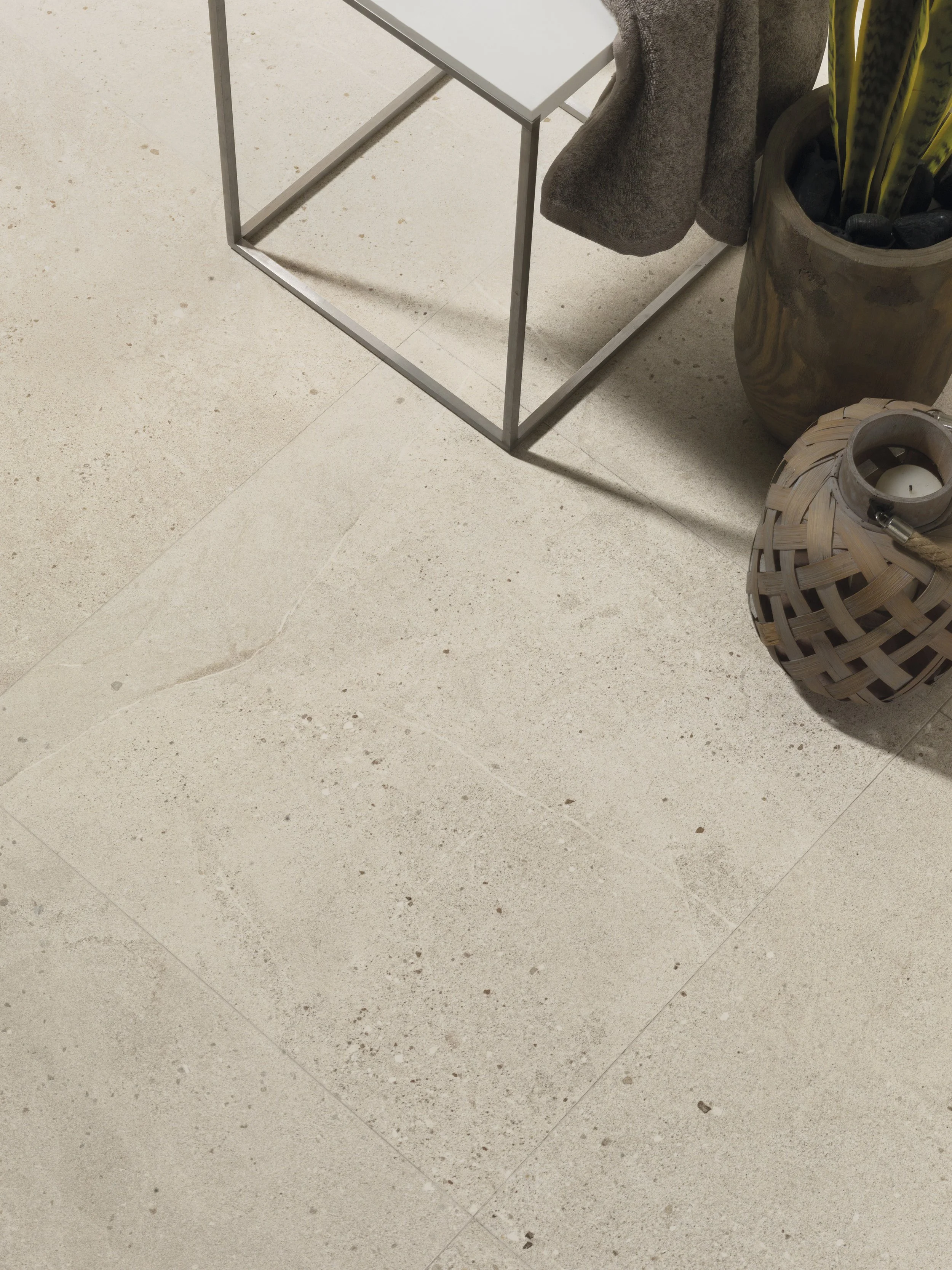 Durango Bone Wall 100272858 Lifestyle (3).jpg