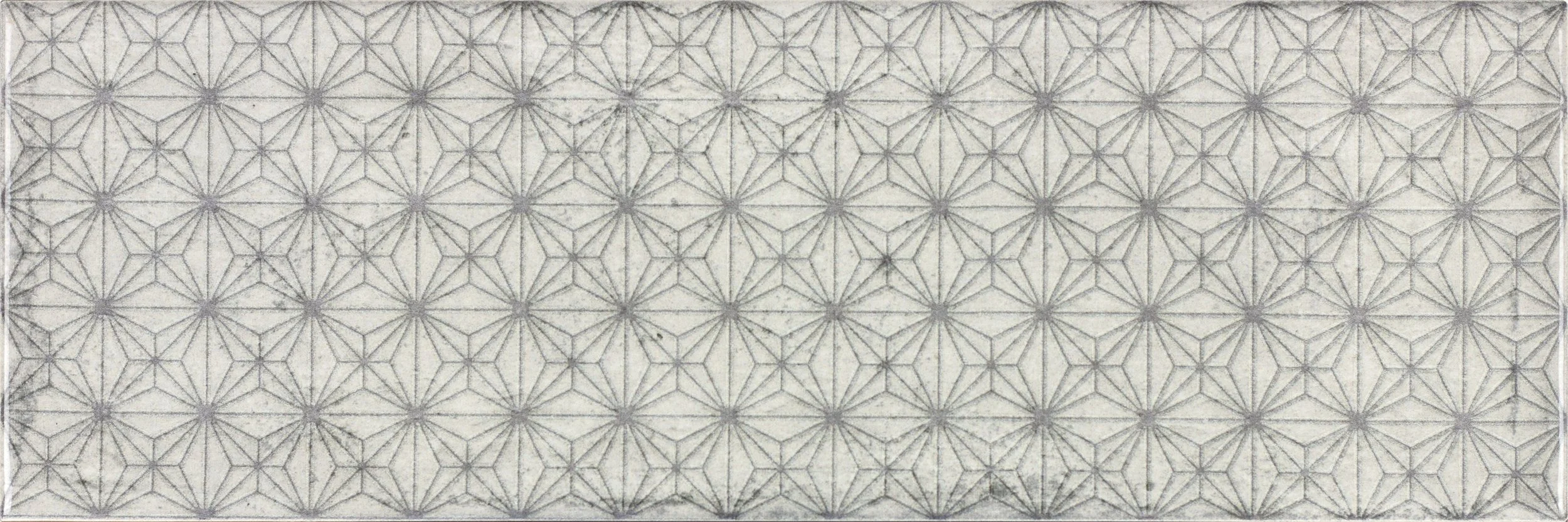 Arles Silver Decor