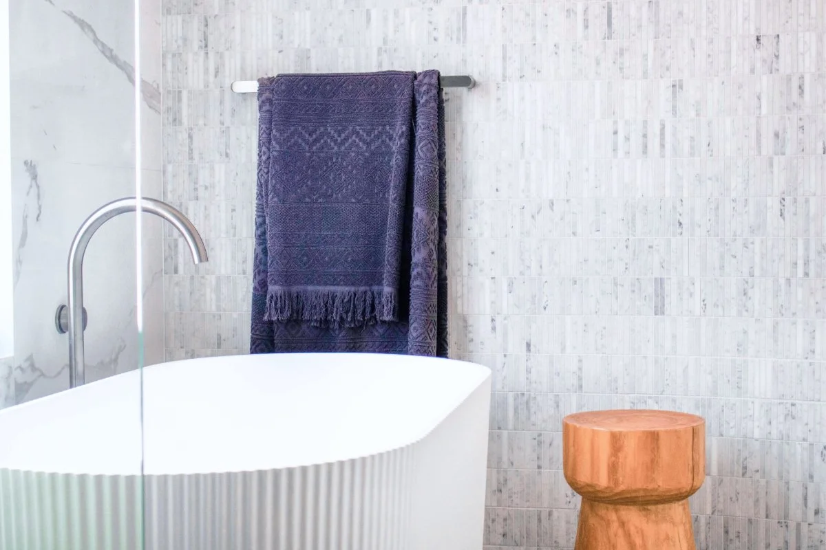 Carrara Stack Bond Lifestyle (2).jpeg