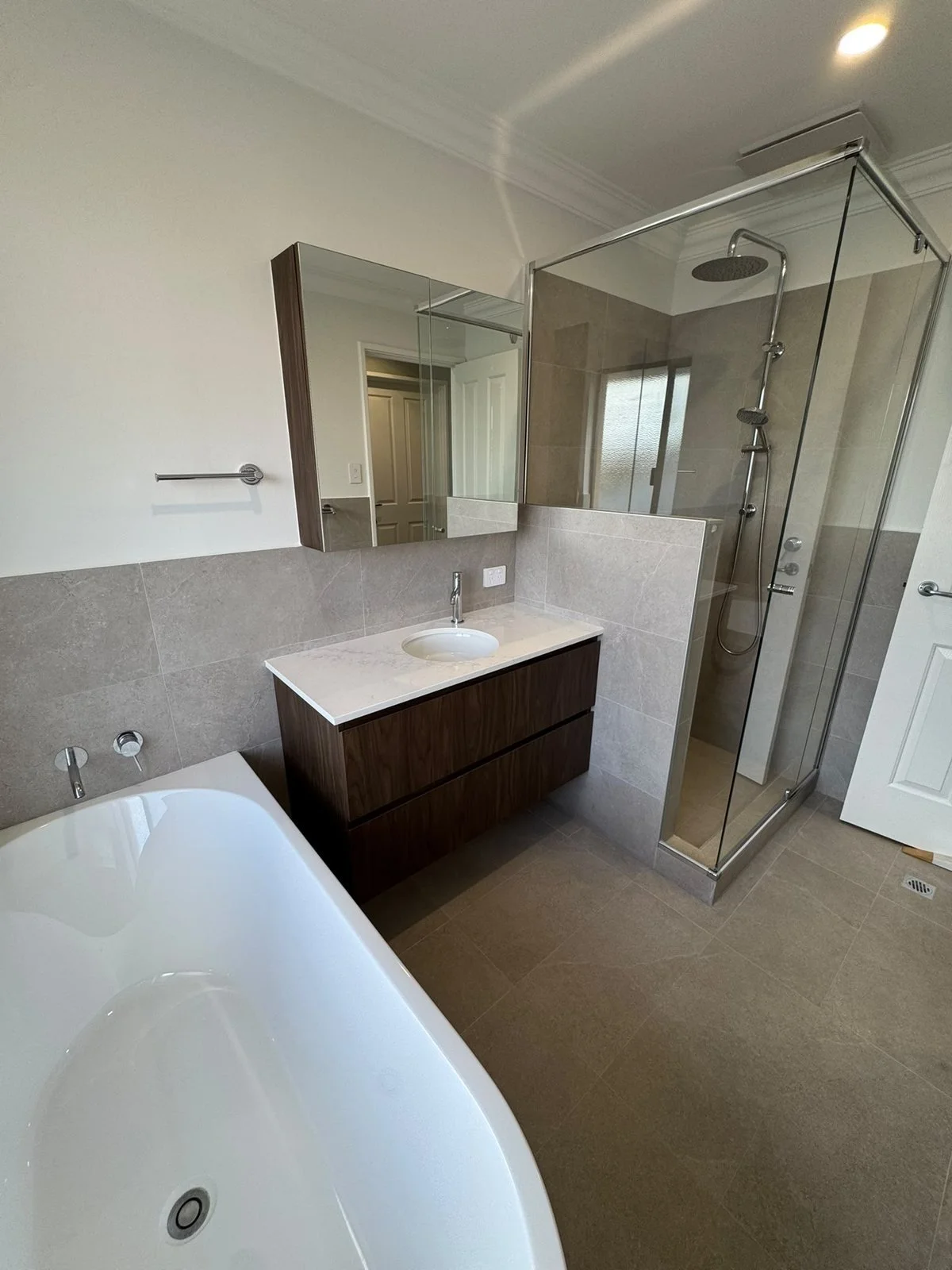 perth-bathroom-renovation-02.jpg