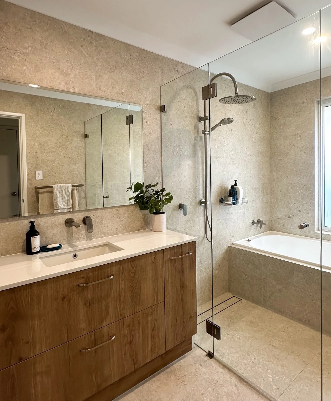 ballajura-bathroom-renovation-05.jpg