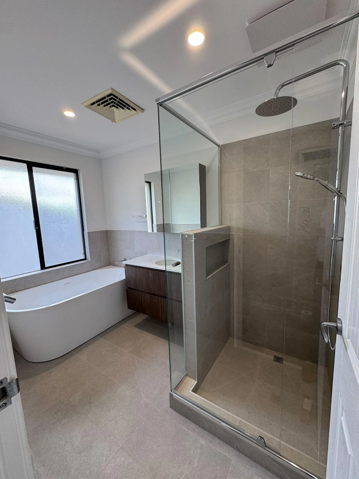perth-bathroom-renovation-03.jpg