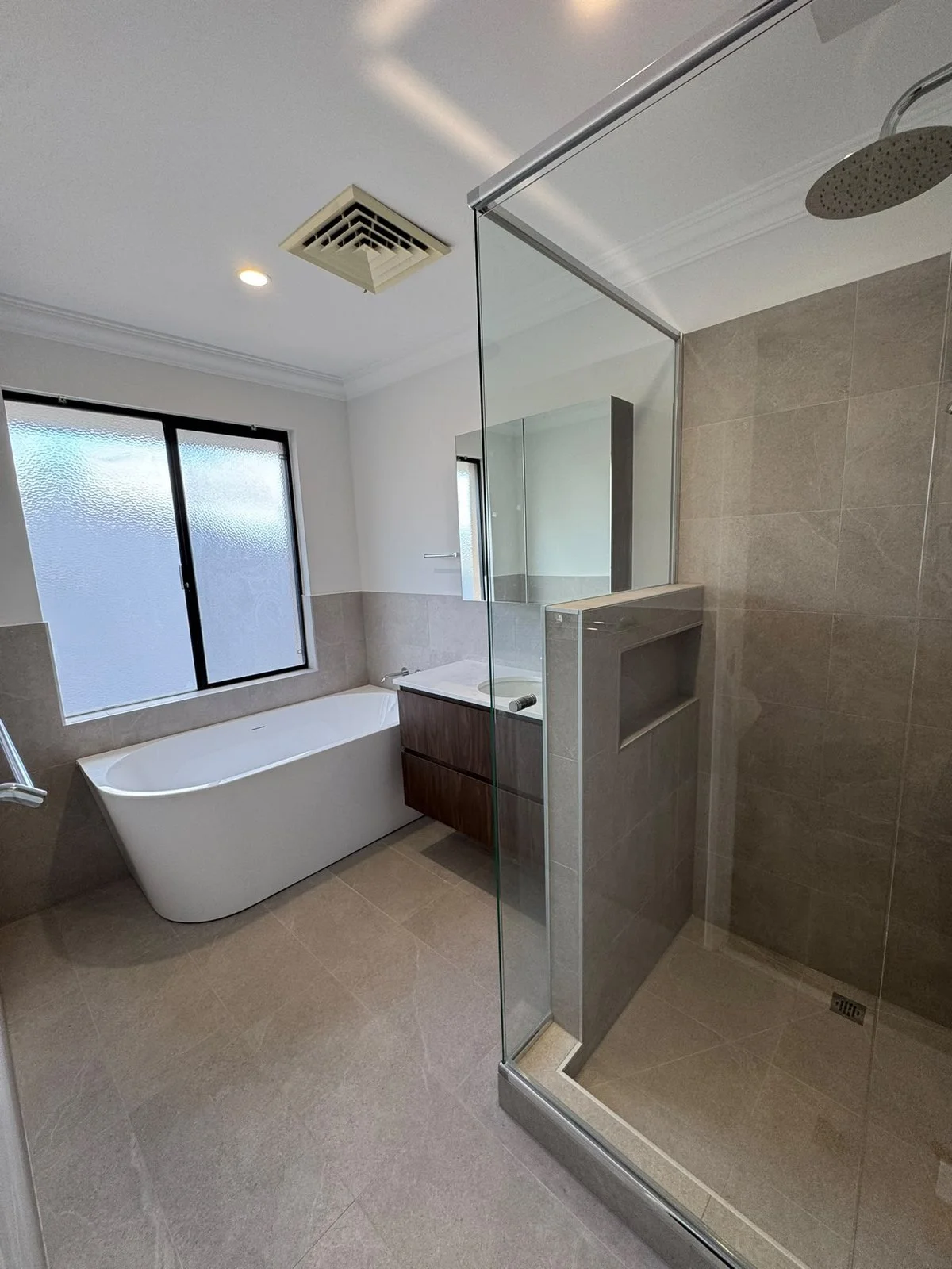 perth-bathroom-renovation-01.jpg